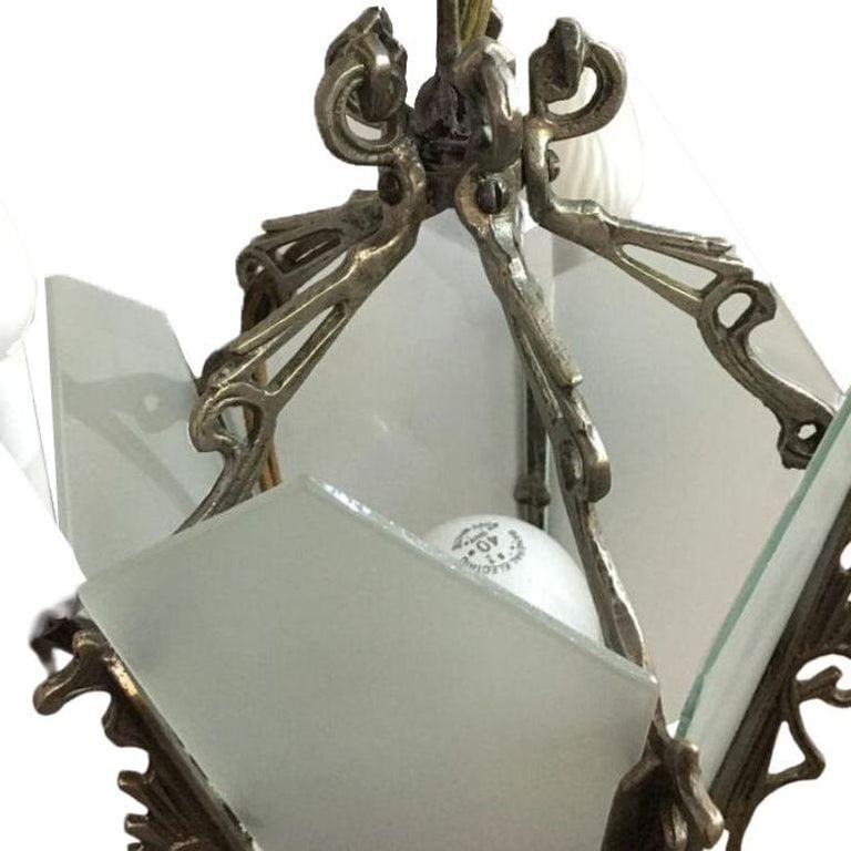 Art Deco Slat Glass Chandelier With Geometric Details - 7