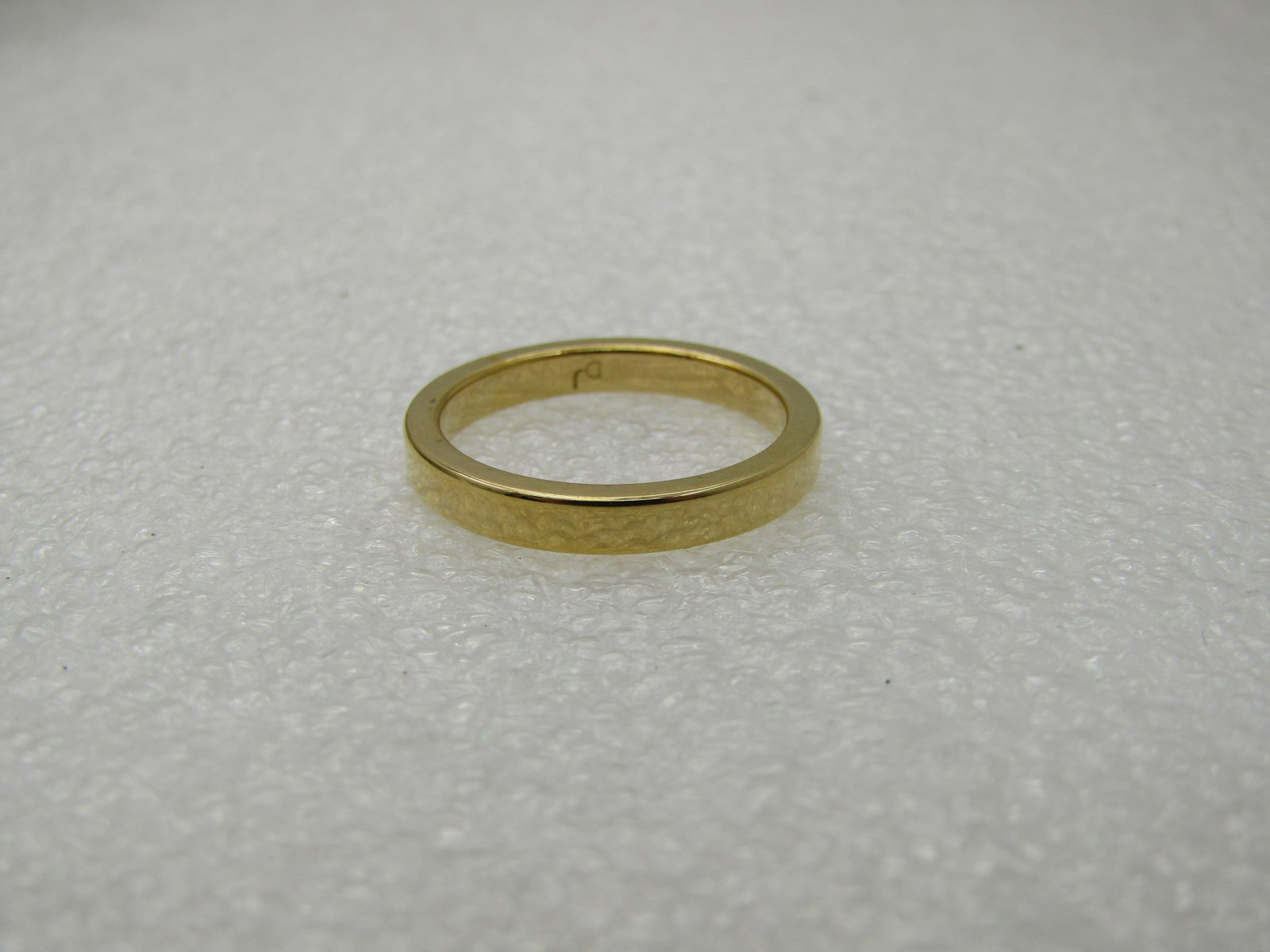Vintage Joan Rivers Gold Tone Band Ring, Sz. 8, 2.9mm - 4