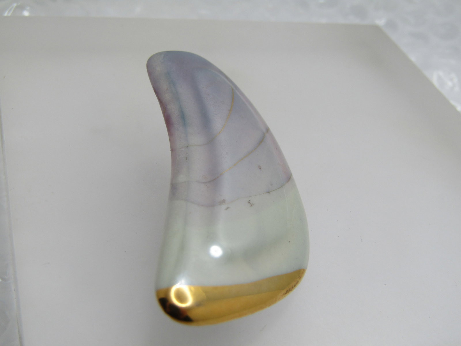 Vintage Lavender and Green Iridescent Ceramic Brooch, 1980's-1990's - 5