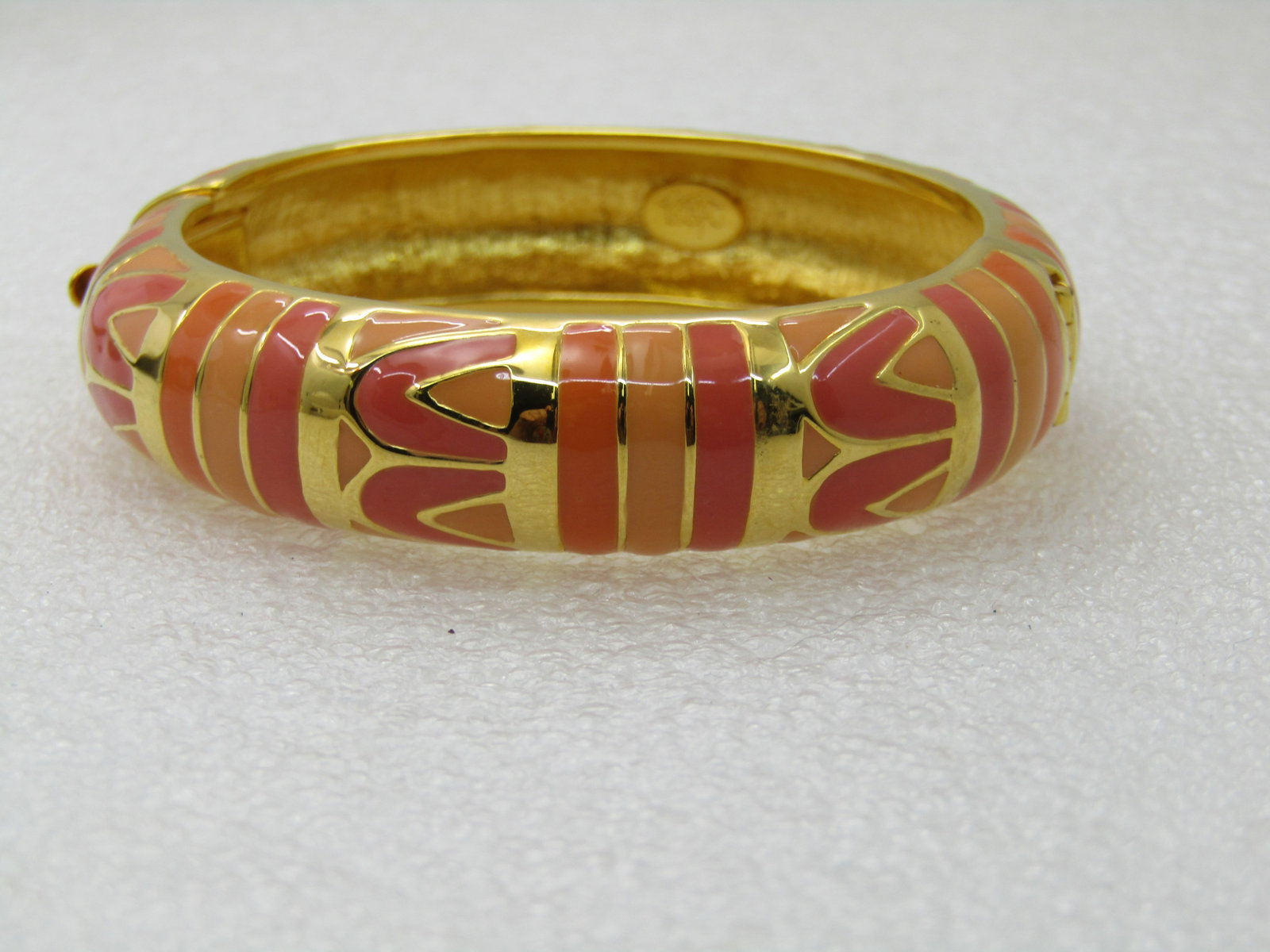 Vintage Joan Rivers Enameled Hinged Clamper Bracelet, Geometric, 6.75", 15mm wide - 4