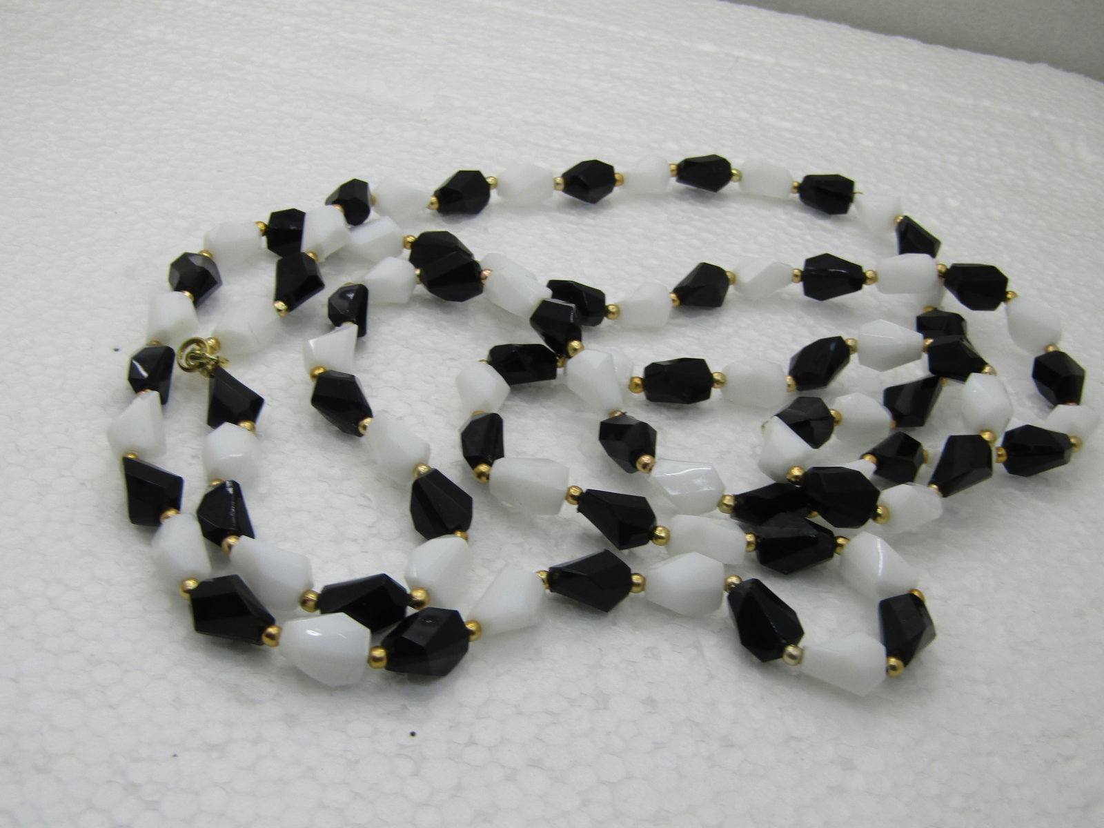 Vintage Black and White Lucite Beaded Necklace, 52", 1970's-1980's - 5