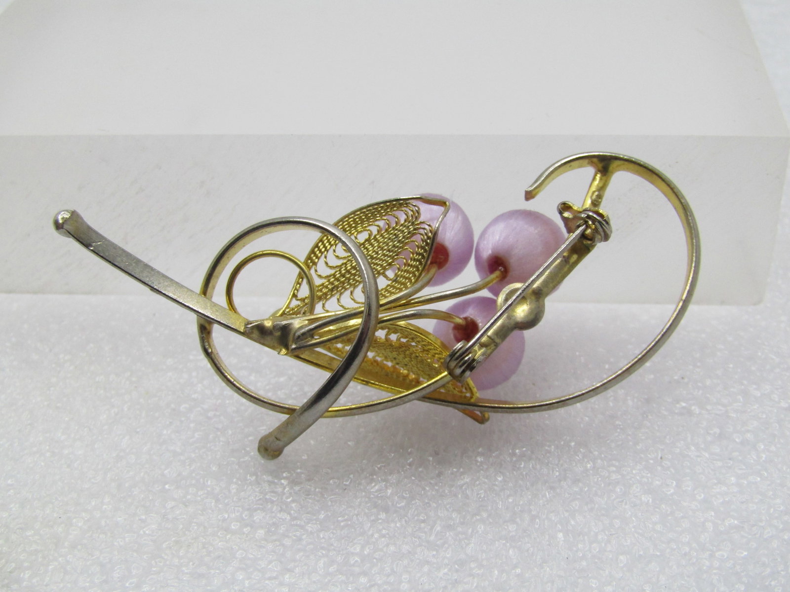 Vintage Lavender Threaded Floral Filigree Brooch, Rhienstones, 1960's-1970's - 5