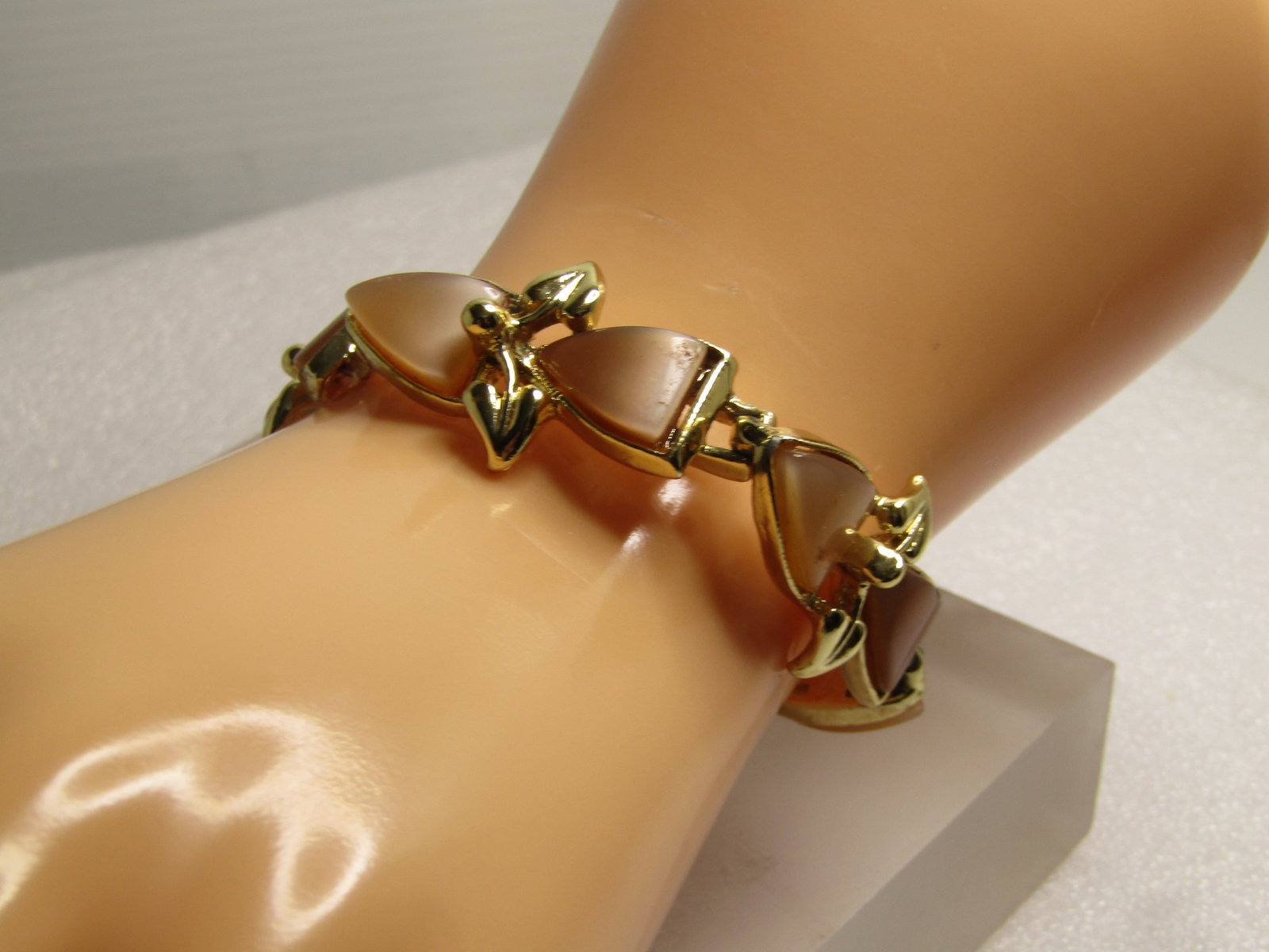 Vintage Brown Thermoset Bracelet, 8", 1950's-1960's - 7