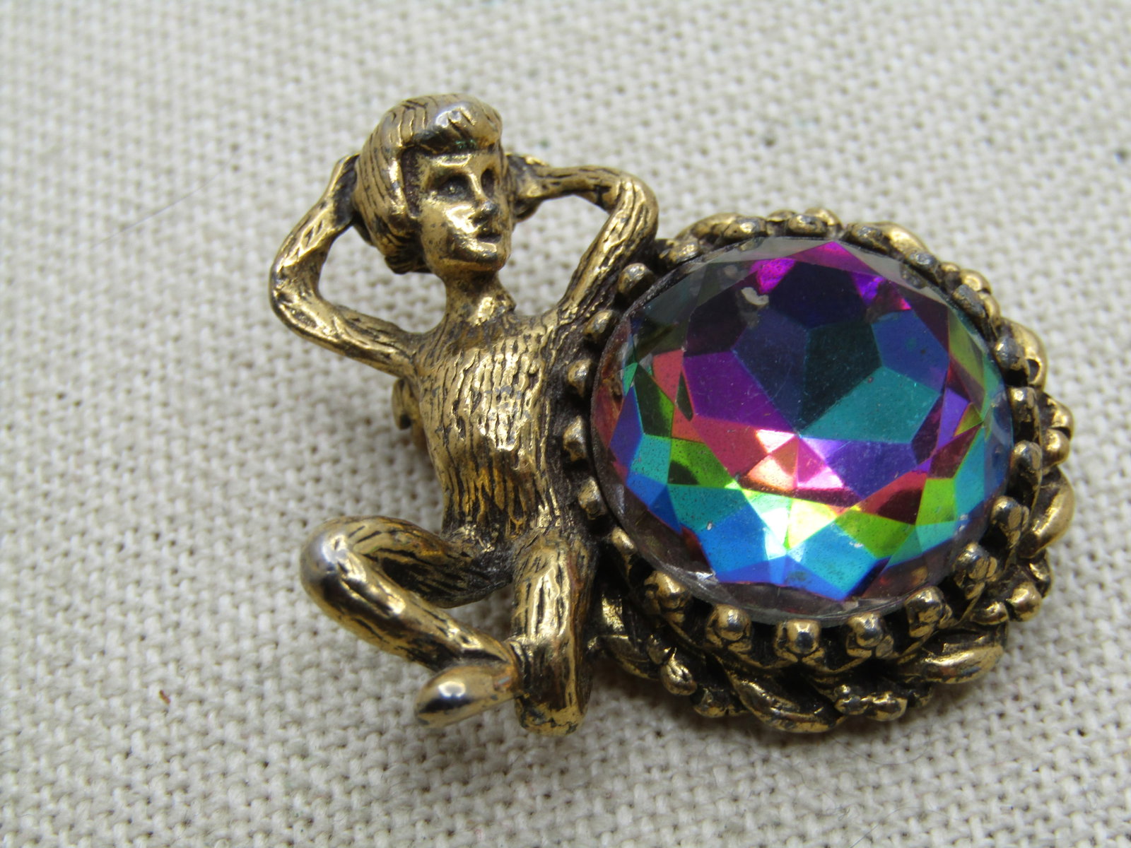 Vintage Posing Figure Large Watermelon Rhinestone Brooch, 1950's-1960's - Unusual/Rare - 4