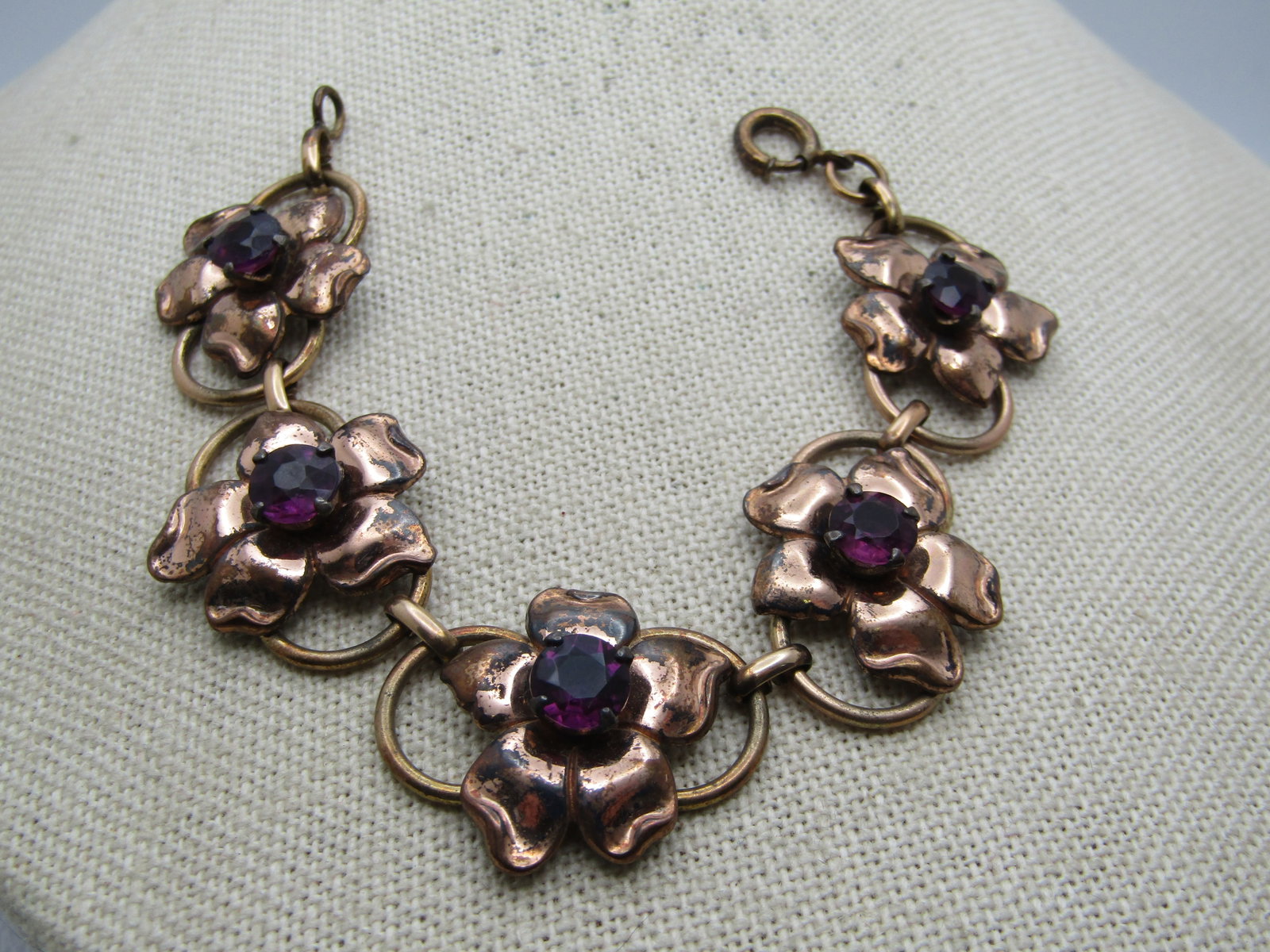 Vintage Sterling Vermeil Floral Link Bracelet, 6.75", 1940's, Purple Stones: Title: Vintage Sterling Vermeil Floral Link Bracelet, 6.75", 1940's, Purple Stones Description: Vintage Sterling Vermeil Floral Link Bracelet, 6.75", 1940's, Purple Stones. There are five links, each 