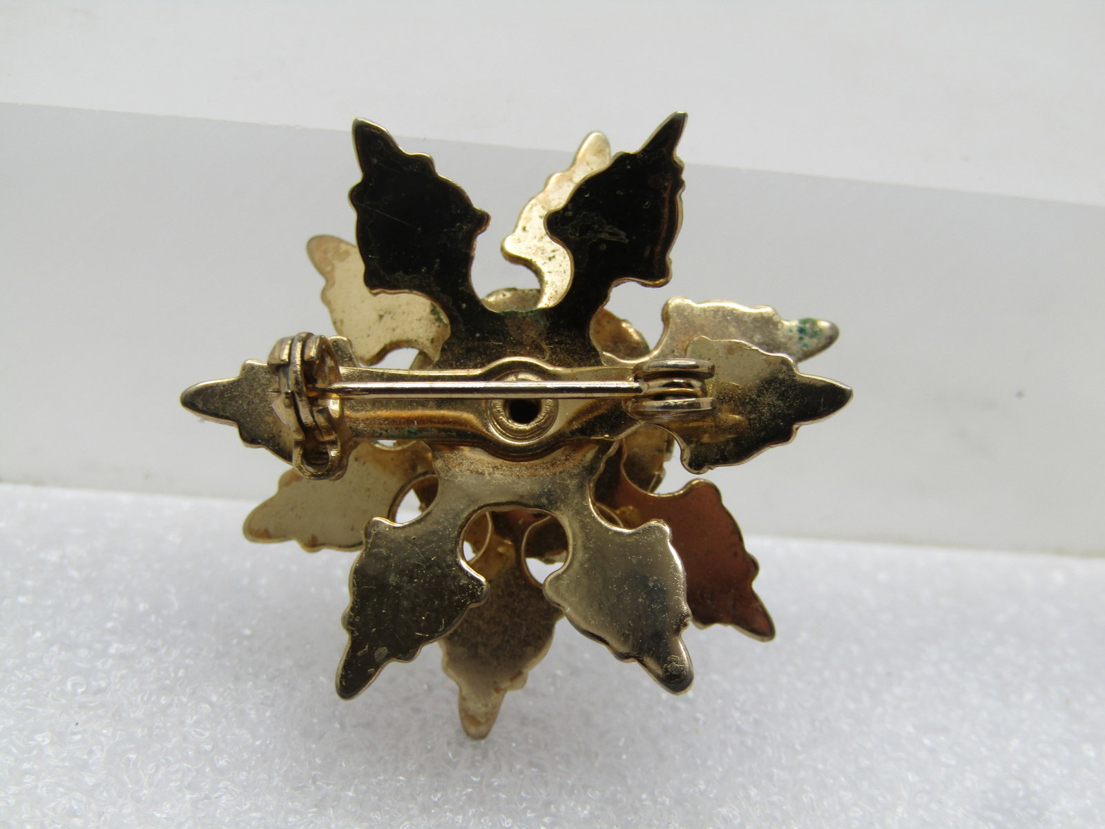 Vintage Enameled Rose Brooch, Faux Pearl's, 1950's-1960's - 4
