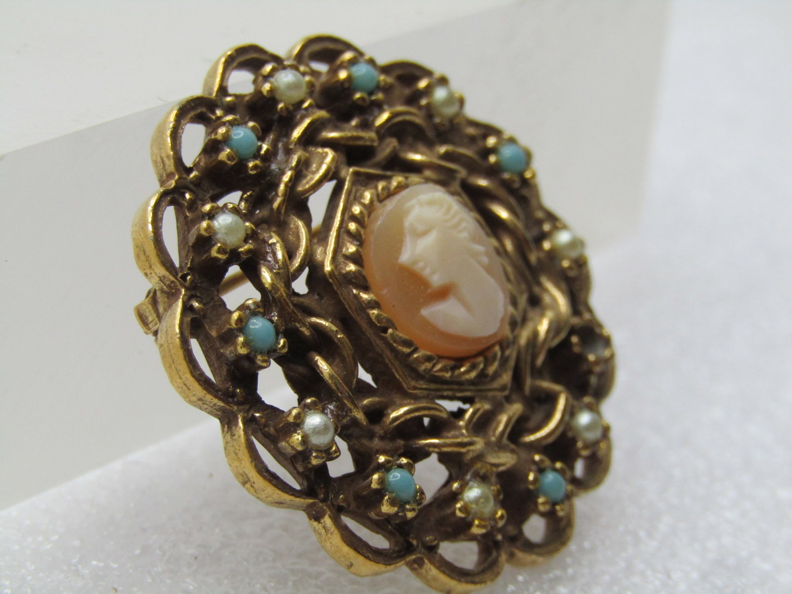 Vintage Cameo Brooch, Faux Turquoise and Pearl, Signed Gold Tone 1950's-1960's - 3