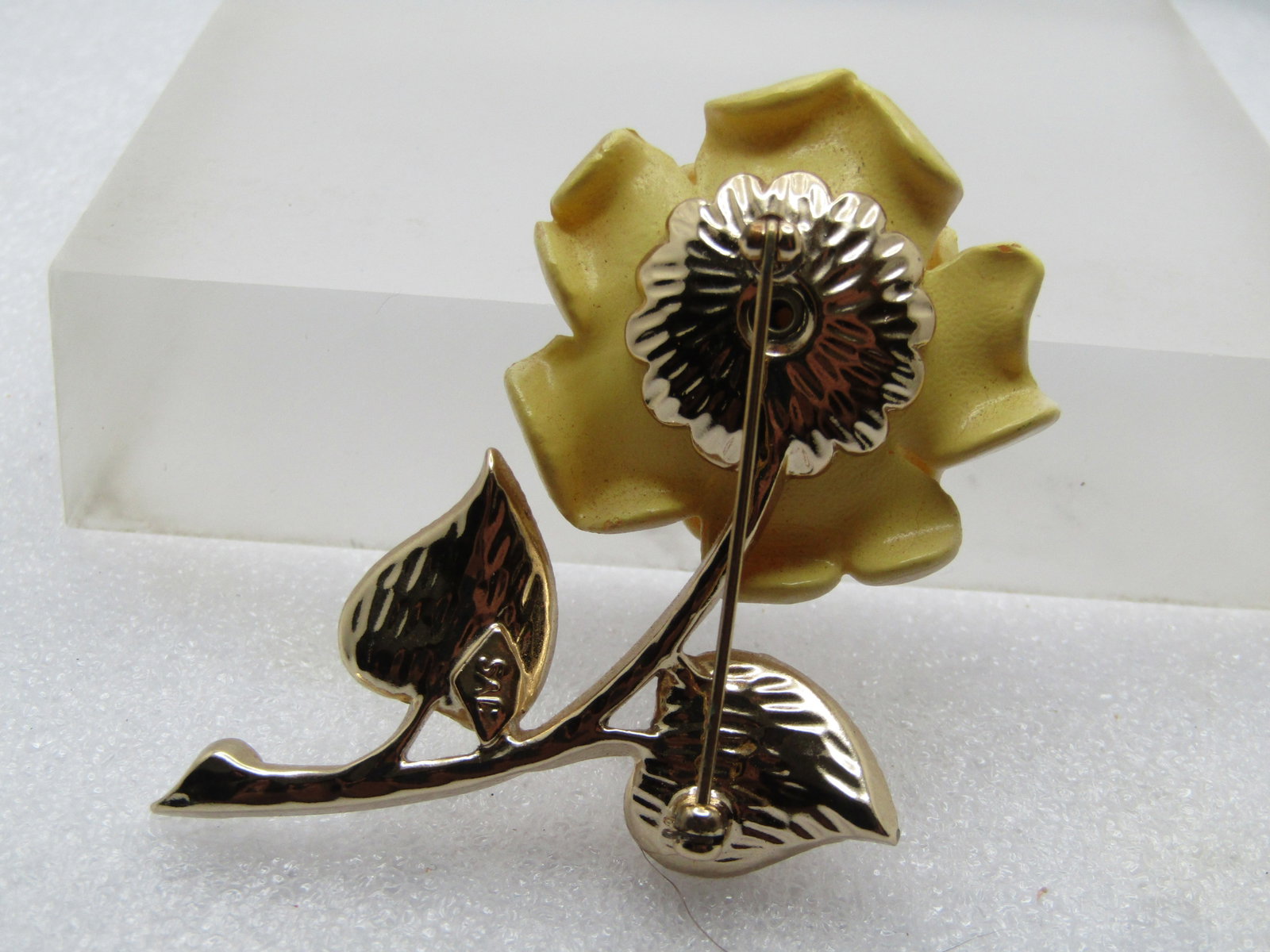 Vintage White Rose Faux Pearl Brooch, Sarah Coventry, 1950's - 4