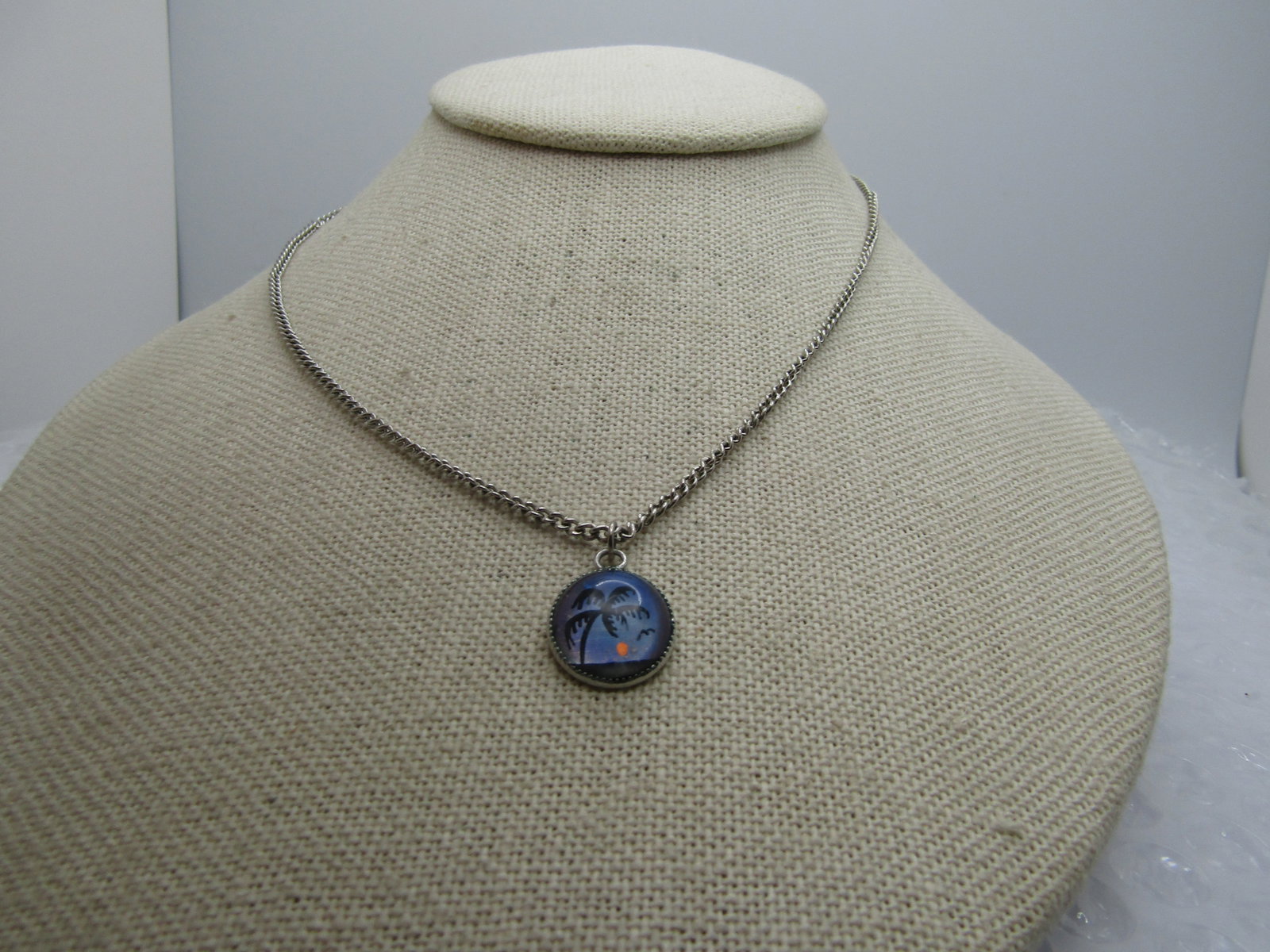 Vintage Morpho Sunset Necklace, 16", Silver tone, 1960's-1970's - 3