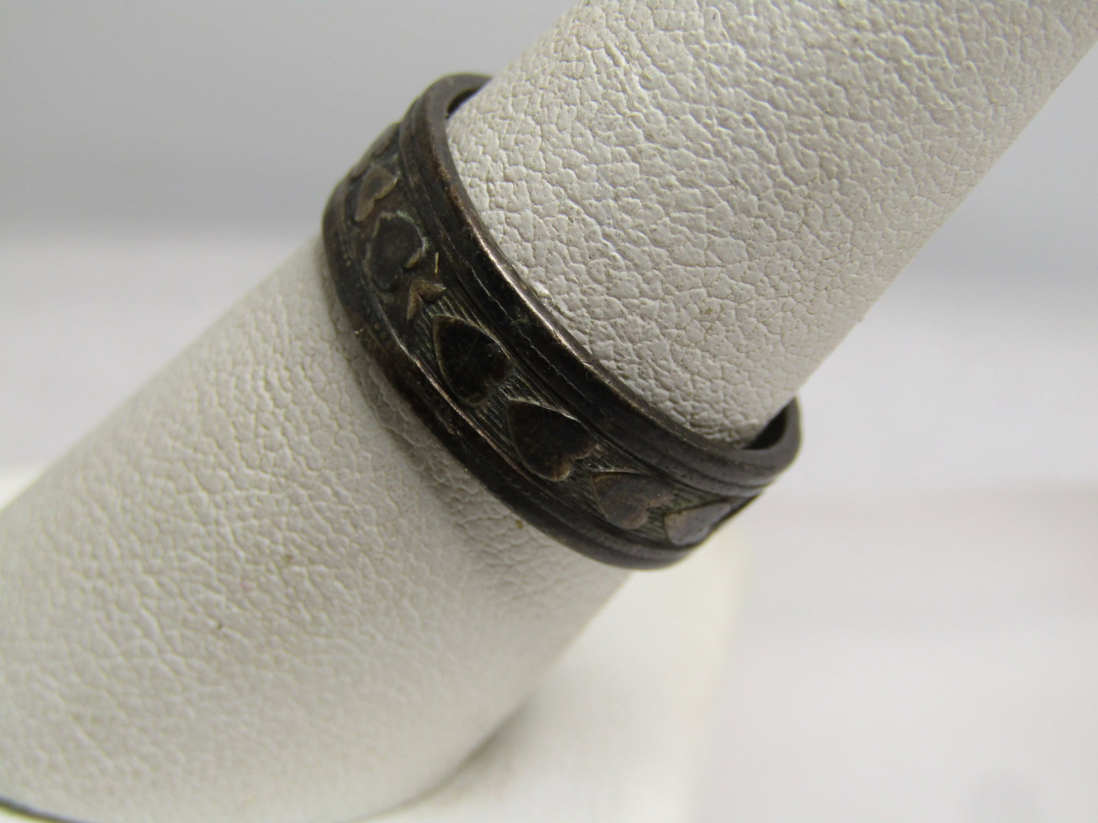 Vintage Heart Band Ring, Sz. 7, 1960's-1970's, Signed Vargas - 2