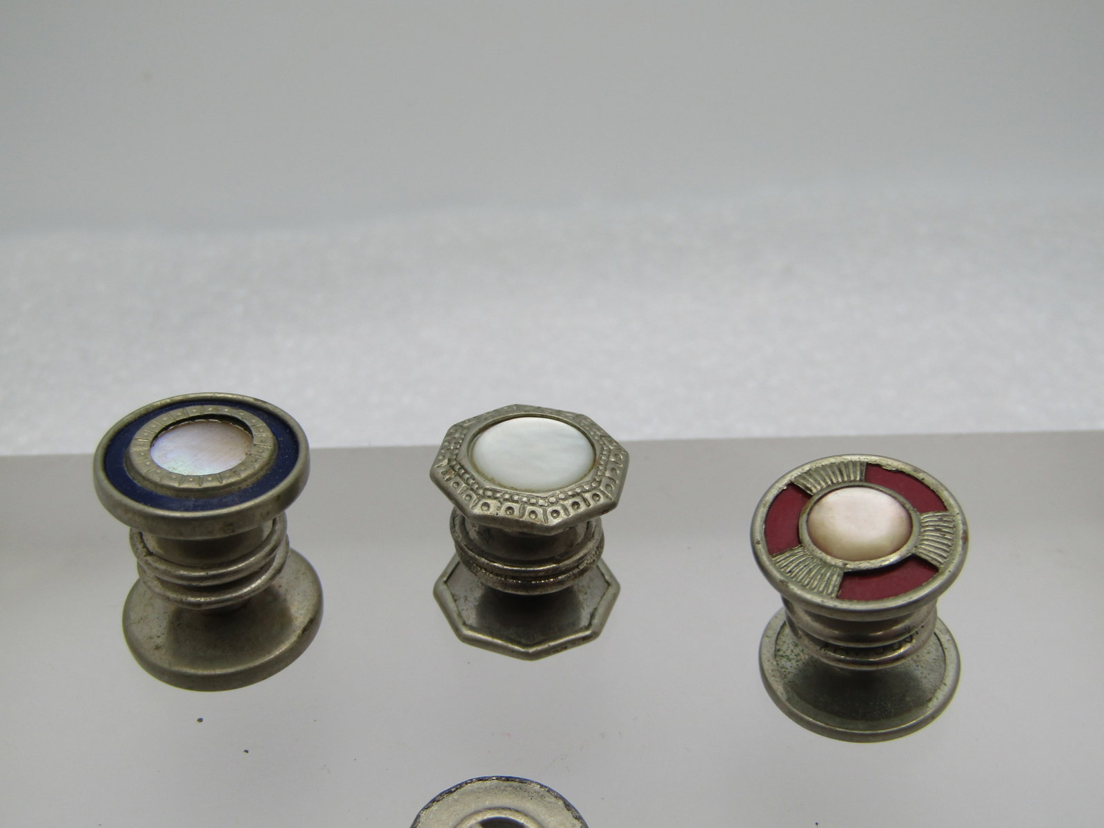 Vintage Mixed Snap Cufflinks, Enameled/ Mother of Pearl and other Pieces - 2