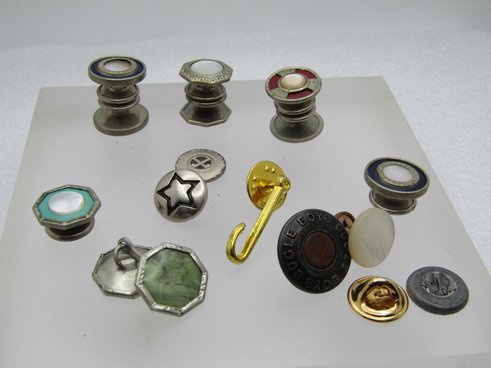 Vintage Mixed Snap Cufflinks, Enameled/ Mother of Pearl and other Pieces - 3