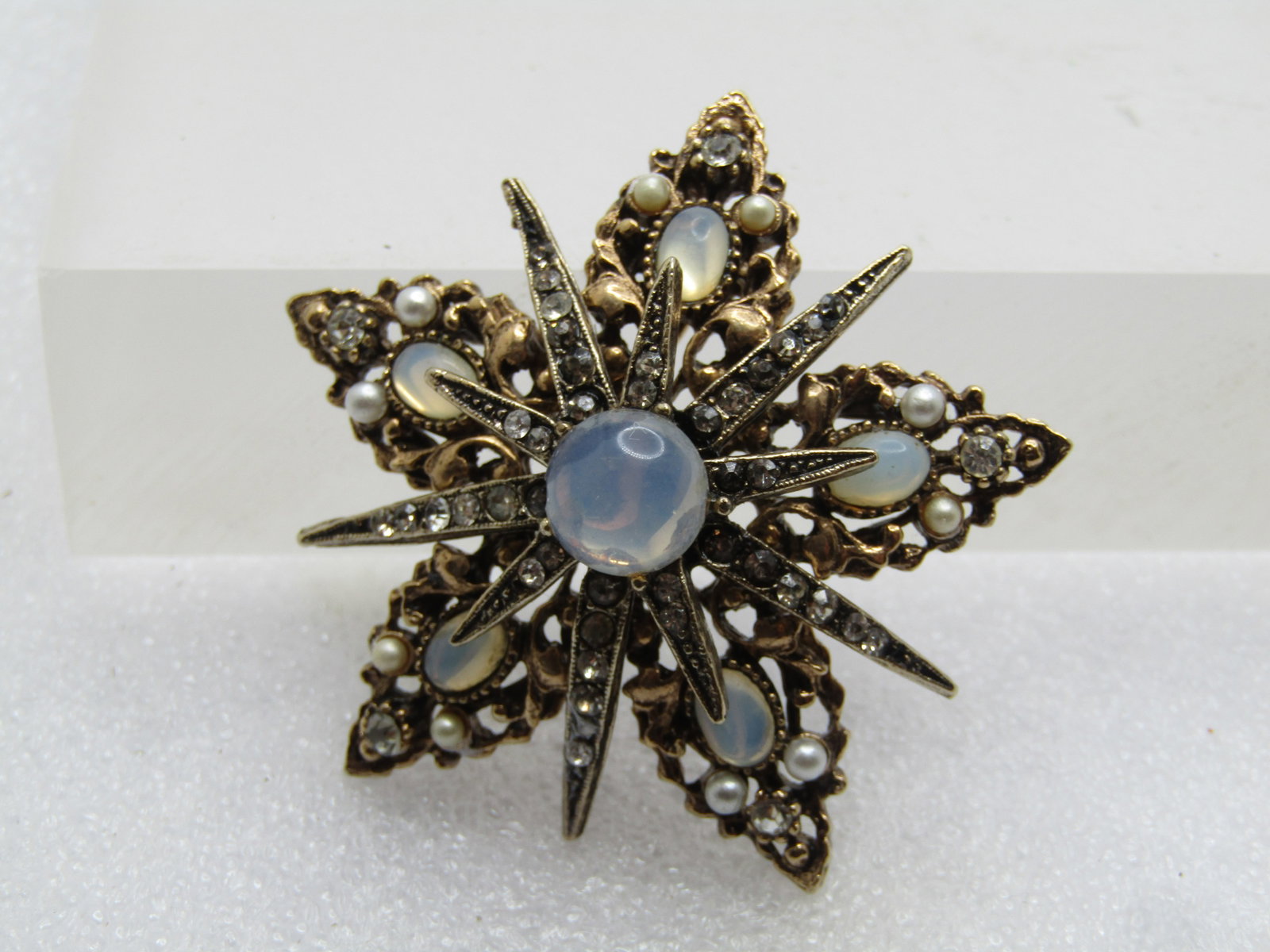 Vintage Faux Pearl, Rhinestone Star Brooch, Signed Art, 1960's (1 of 6)
