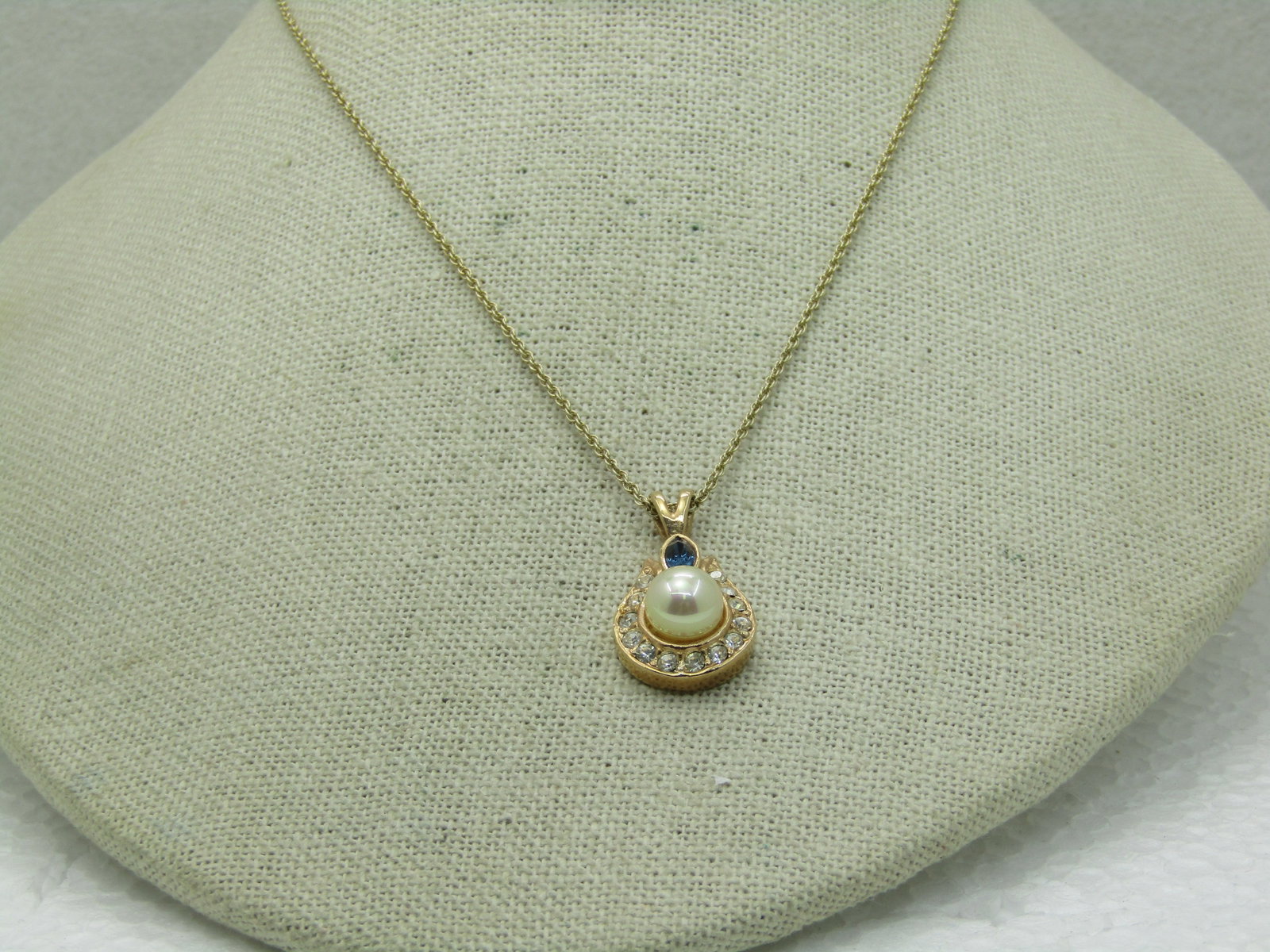 Vintage Roman Faux Pearl and Simulated Sapphire, Clear Stone Necklace, 18" - 3