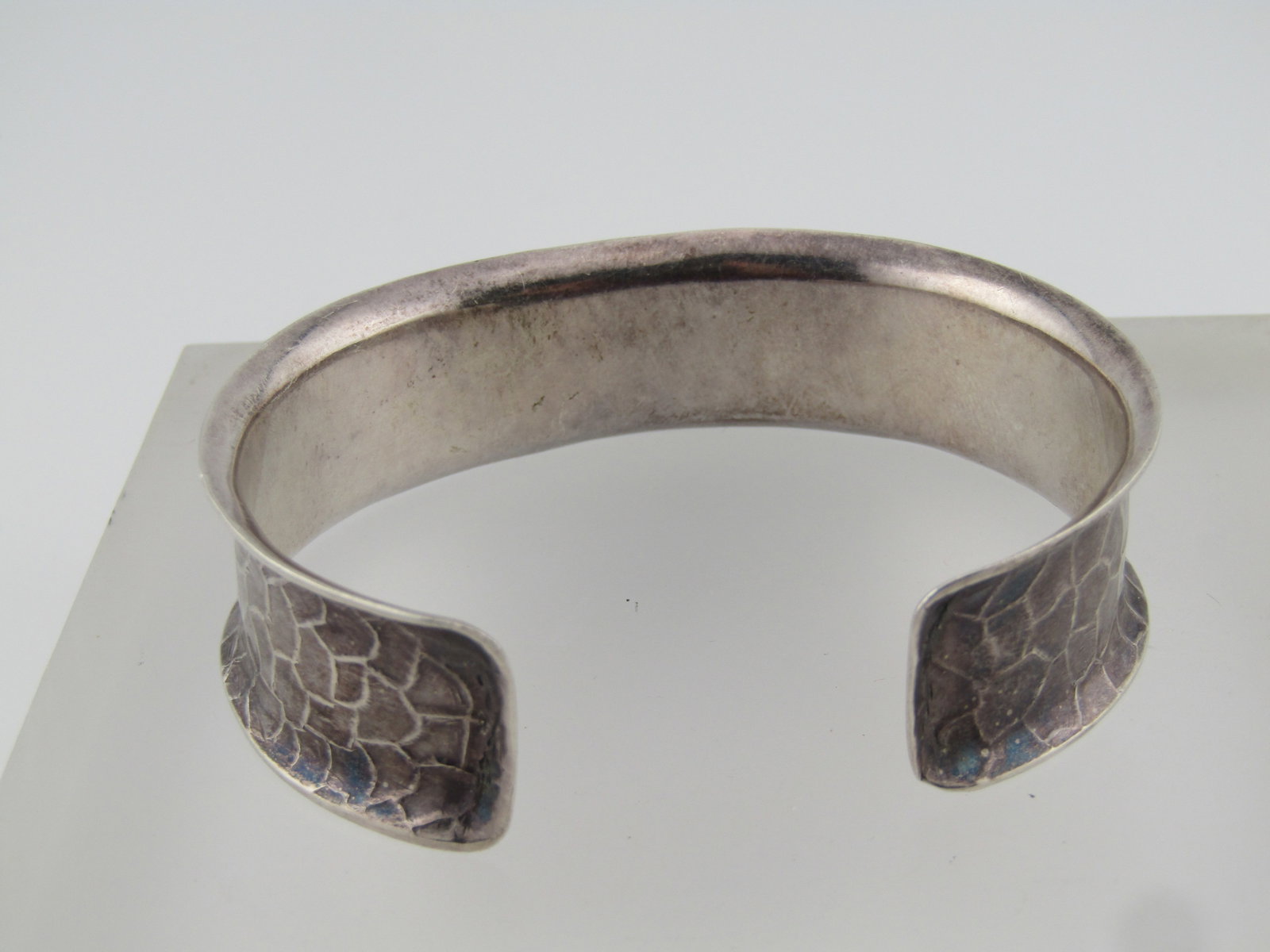 Vintage Hammered Sterling Turquoise Pearl Cuff Braclet, 7", Signed PD - 5