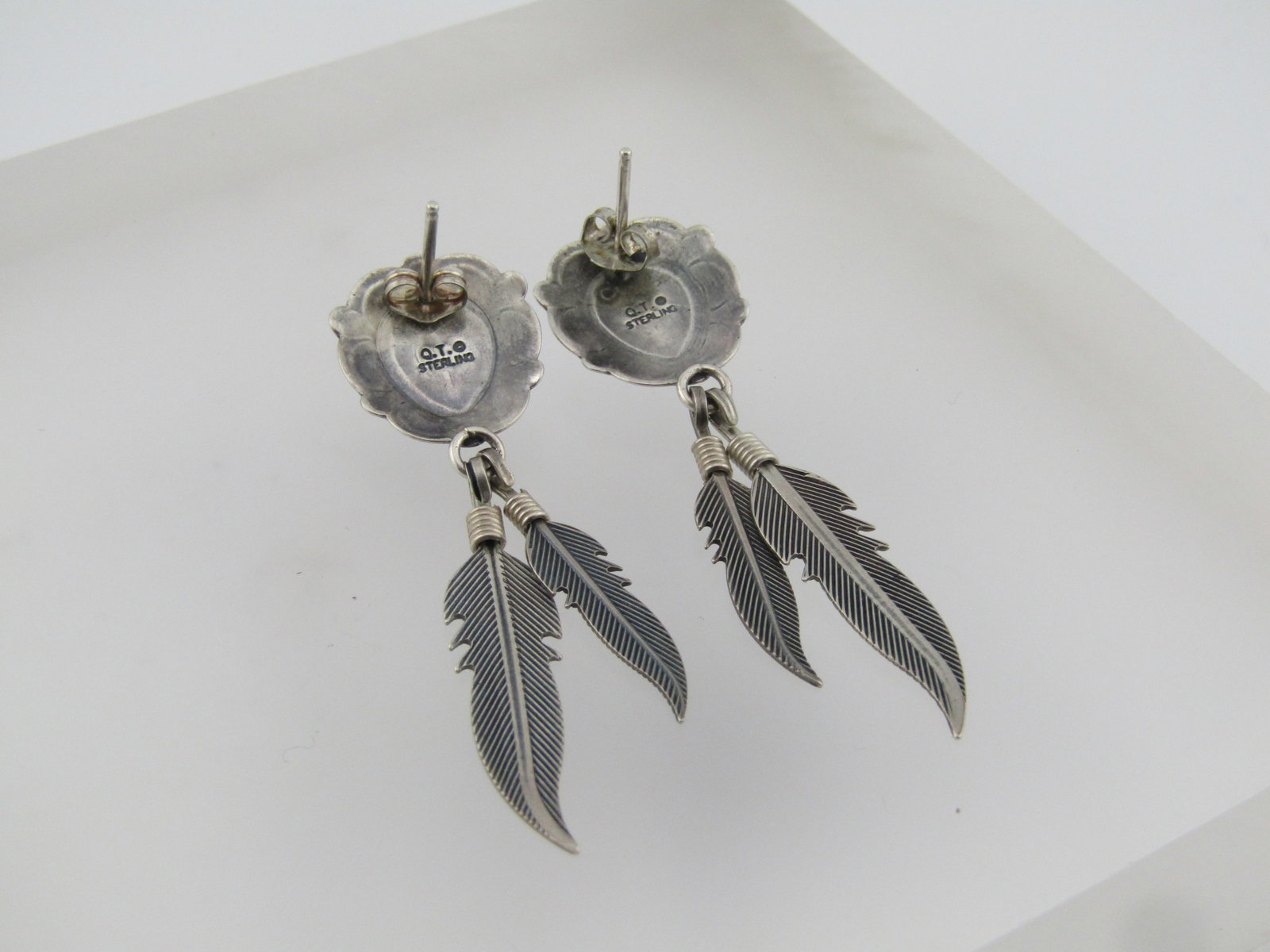 Vintage Sterling Southwestern Inlaid Drop Feather Earings, Pierced, Signed QT, 1980's-1990's - 4