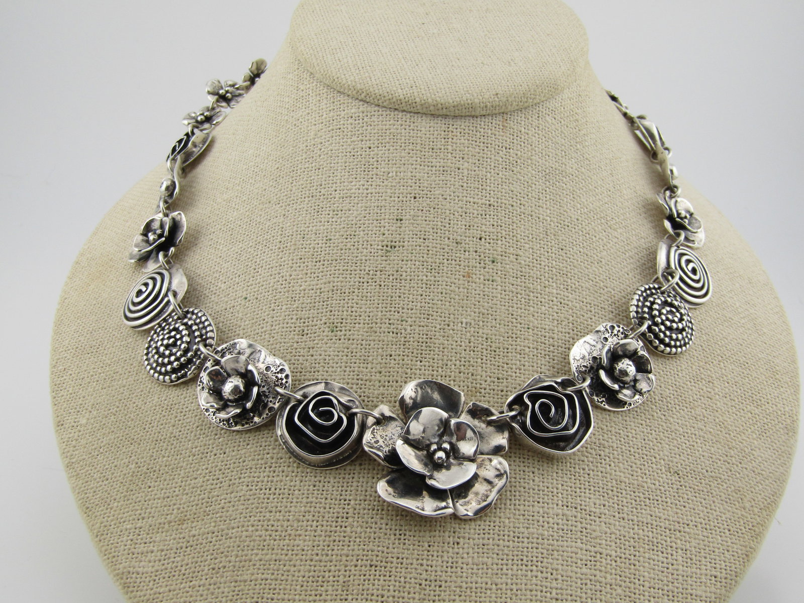 Sherry Tinsman Sterling Floral and Spiral Linked Necklace, Graduated, 17" - 2