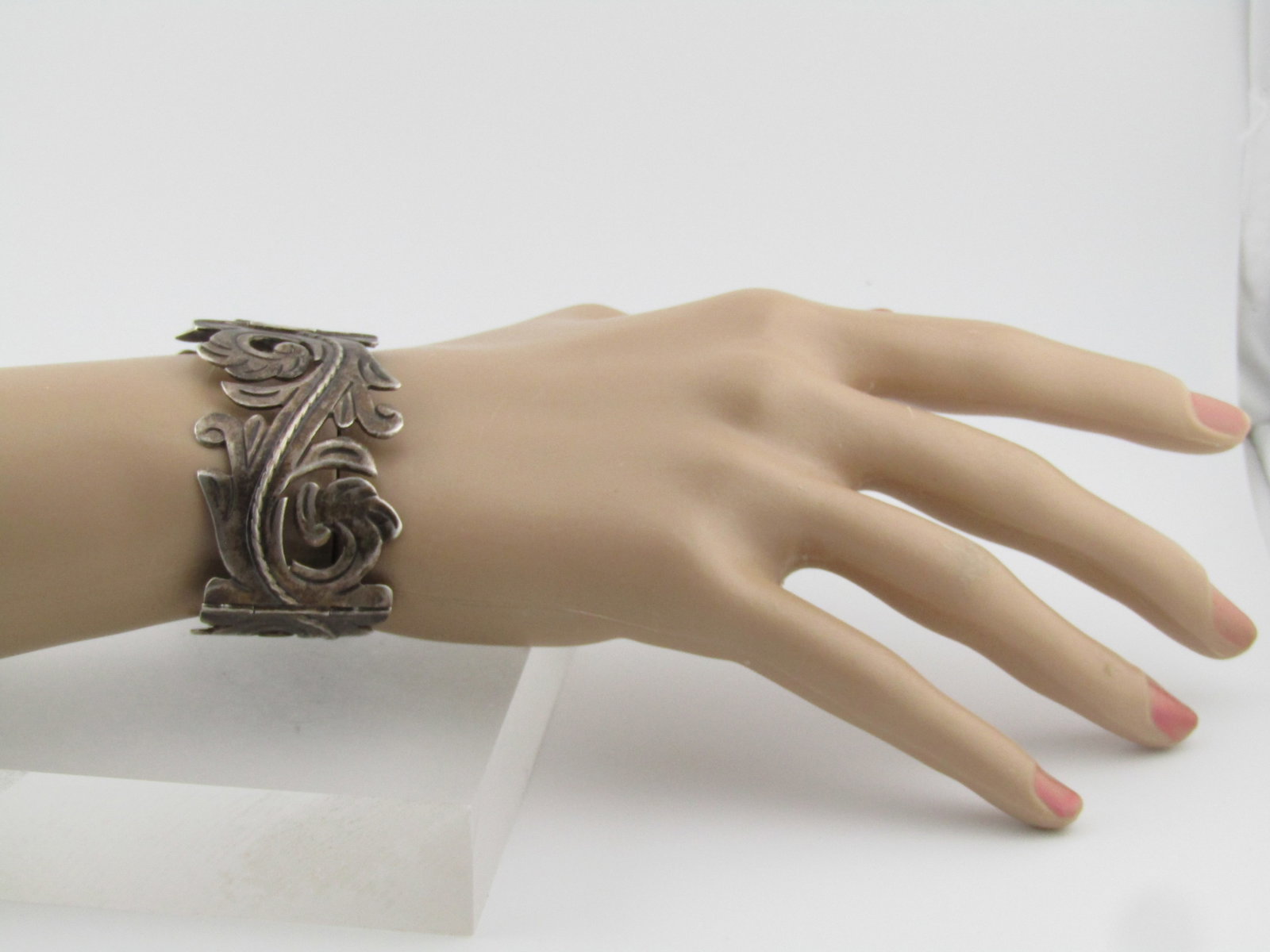 Vintage Sterling Floral Scroll Hinged Bracelet, 6.25", Taxco, Mexico, 1940's, Signed MRV - 6