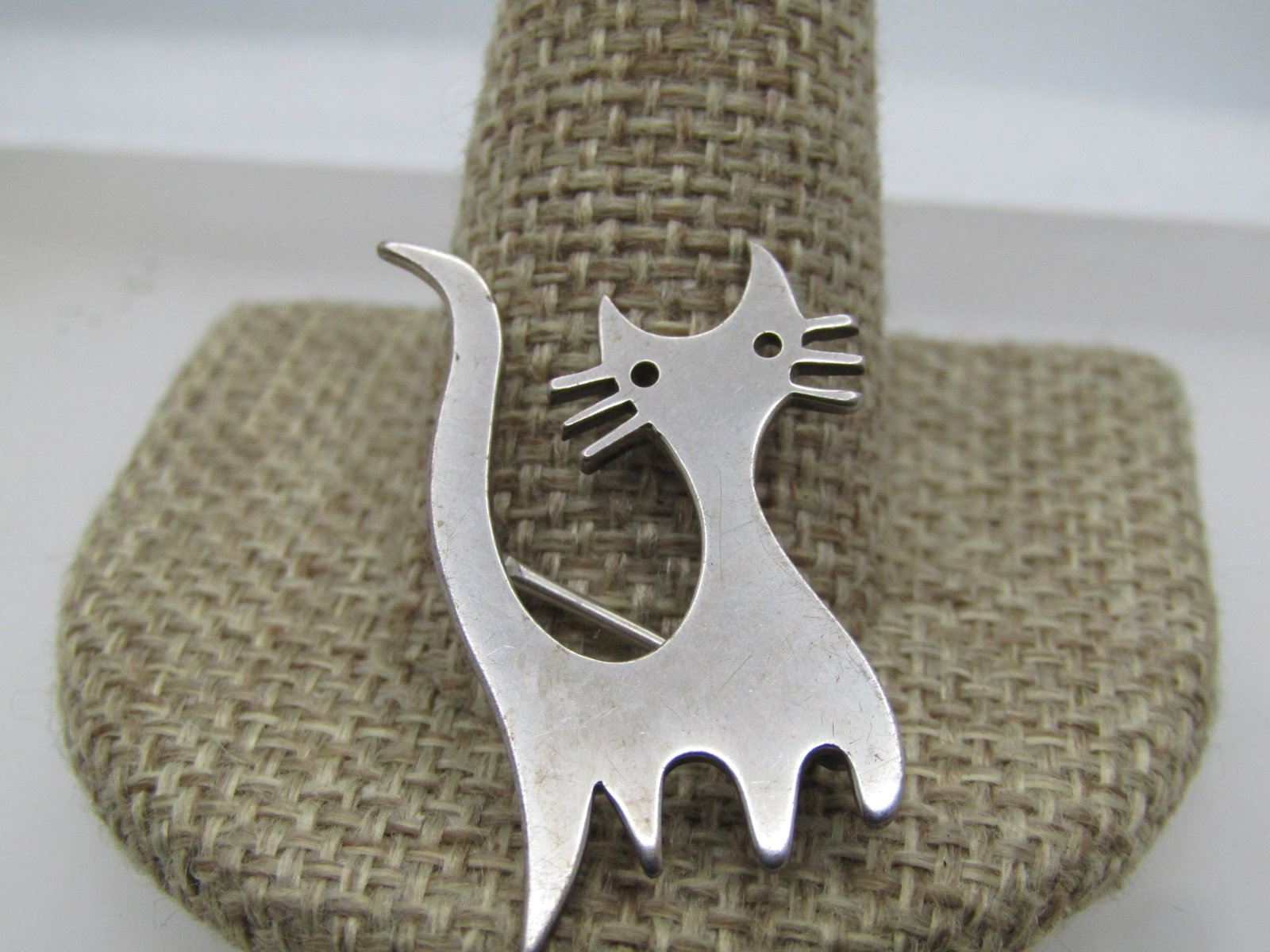 Vintage Sterling Cat Brooch, Mod Design, Signed WRE, 1960's-1970's (1 of 4)
