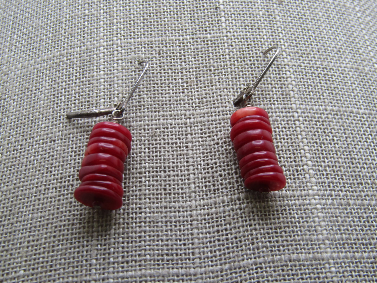 Vintage Sterling Red Glass Earrings, Pierced, 1960's-1970's: Title: Vintage Sterling Red Glass Earrings, Pierced, 1960's-1970's Description: Vintage Sterling Red Glass Earrings, Pierced, 1960's-1970's. This has nine flat round deep red with shading glass beads