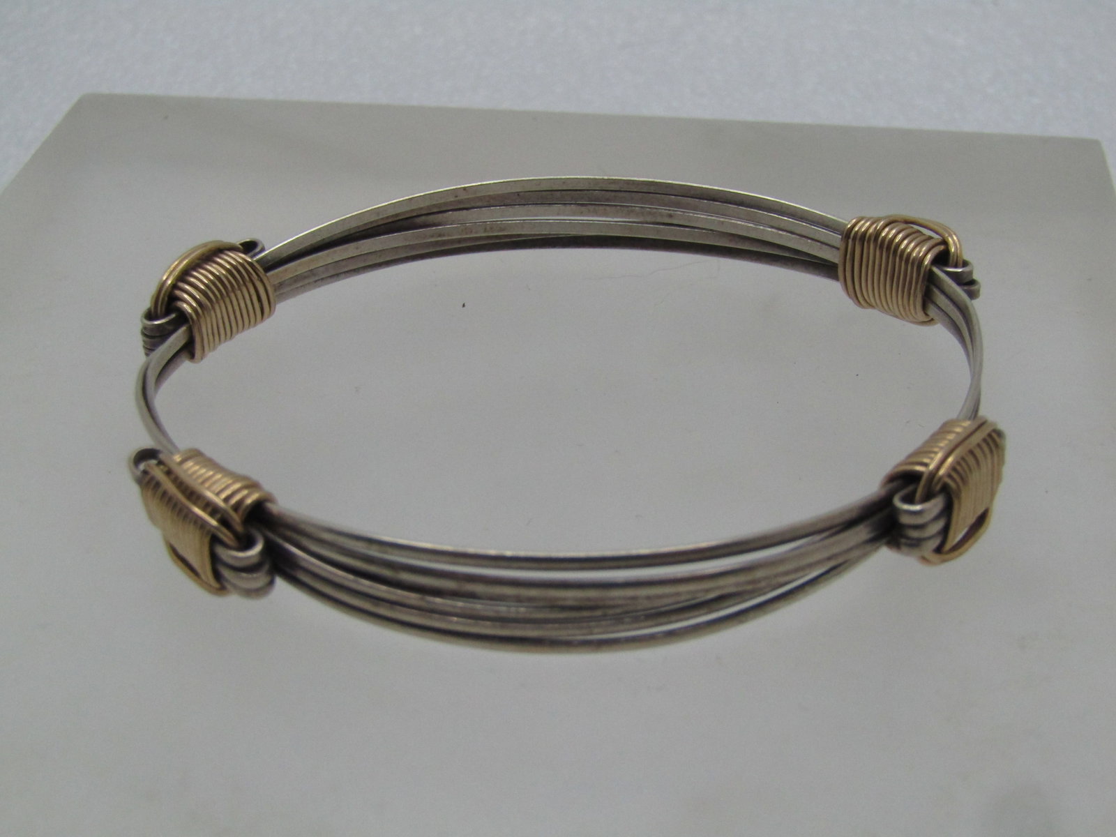 Vintage Sterling Multi-Strand Sliding Bangle Bracelet with 10kt Gold Wire Wraps, sz. 6.5"-8.5", - 5