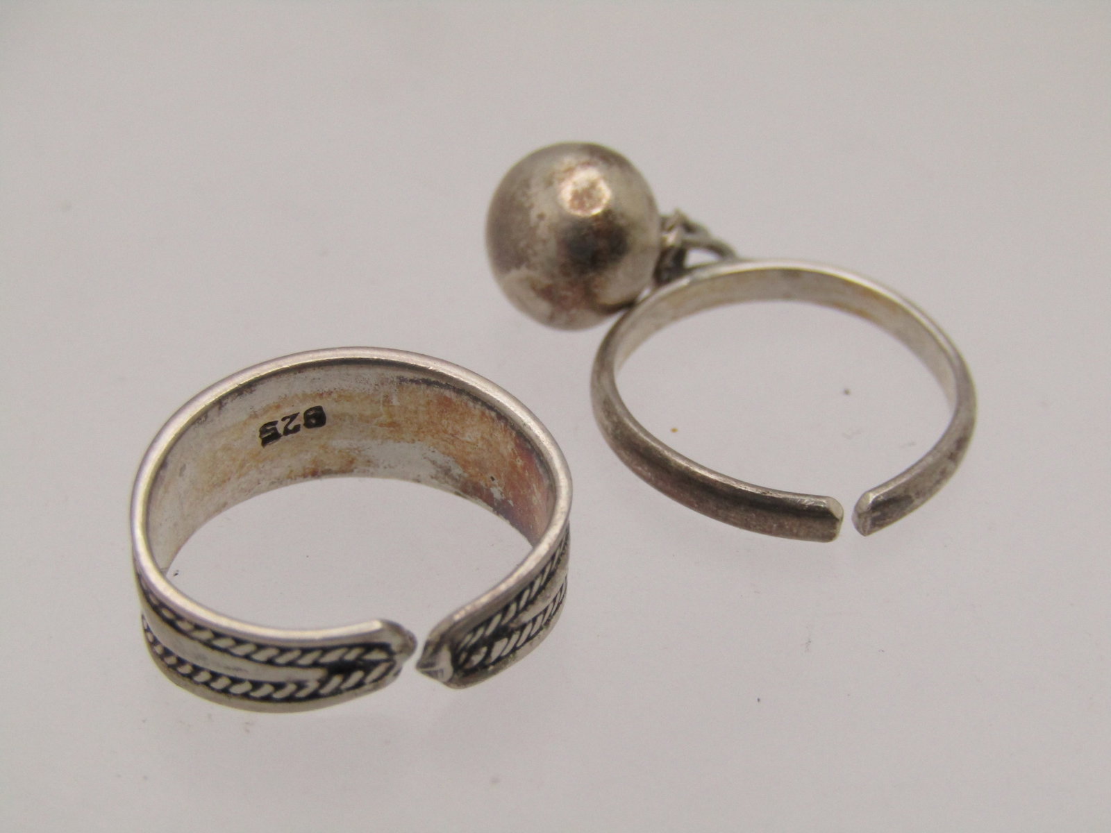 Vintage Two Sterling Toe Rings. Adjustable, 1 With Dangle Bead, 1970's-1980's - 3