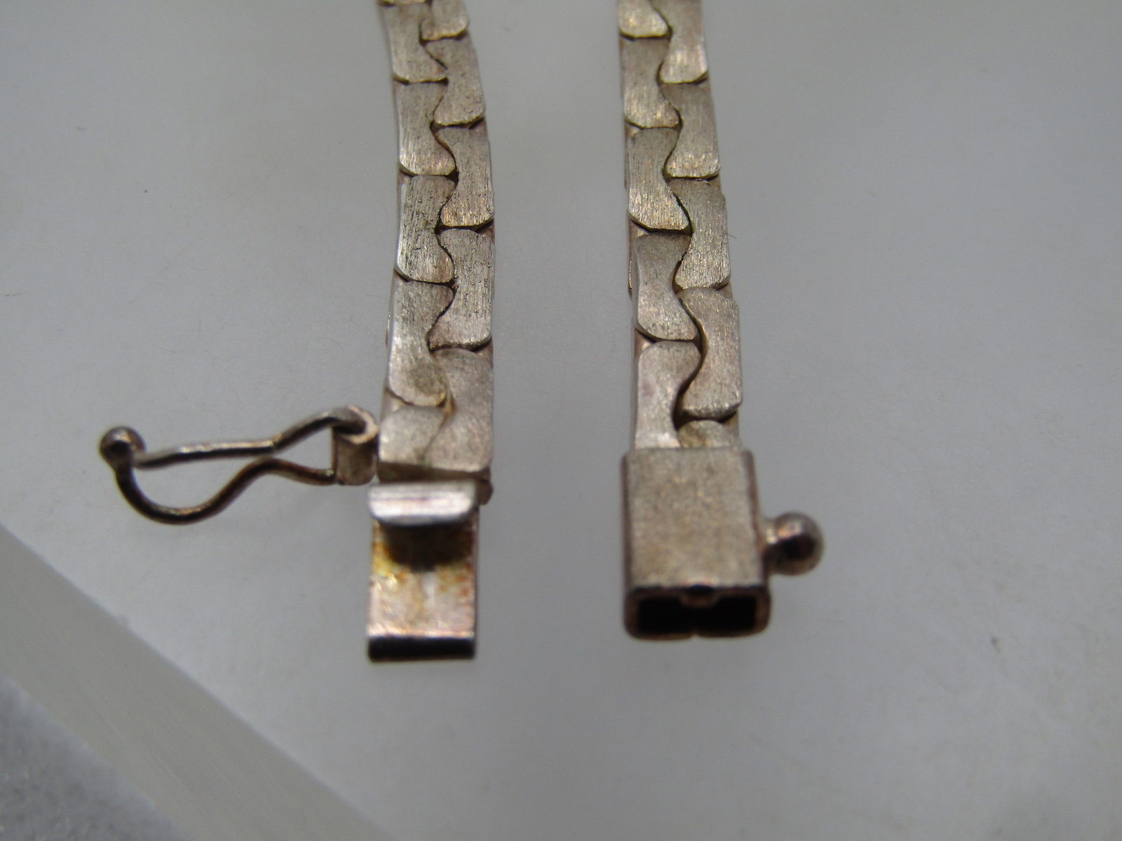 Vintage Sterling 4.5mm Herringbone Necklace, 16.5". Box Clasp, 1980's - 4