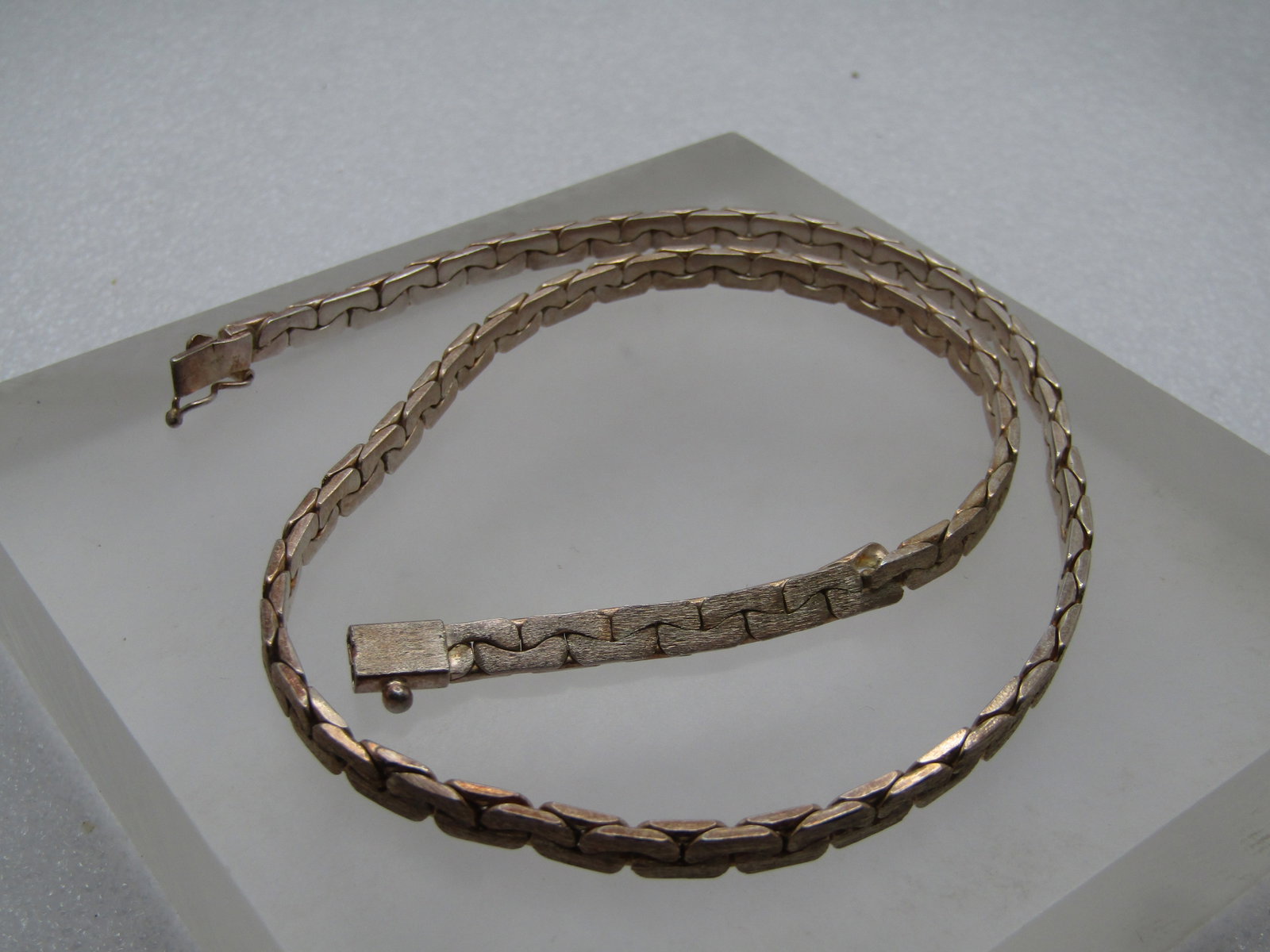 Vintage Sterling 4.5mm Herringbone Necklace, 16.5". Box Clasp, 1980's - 5