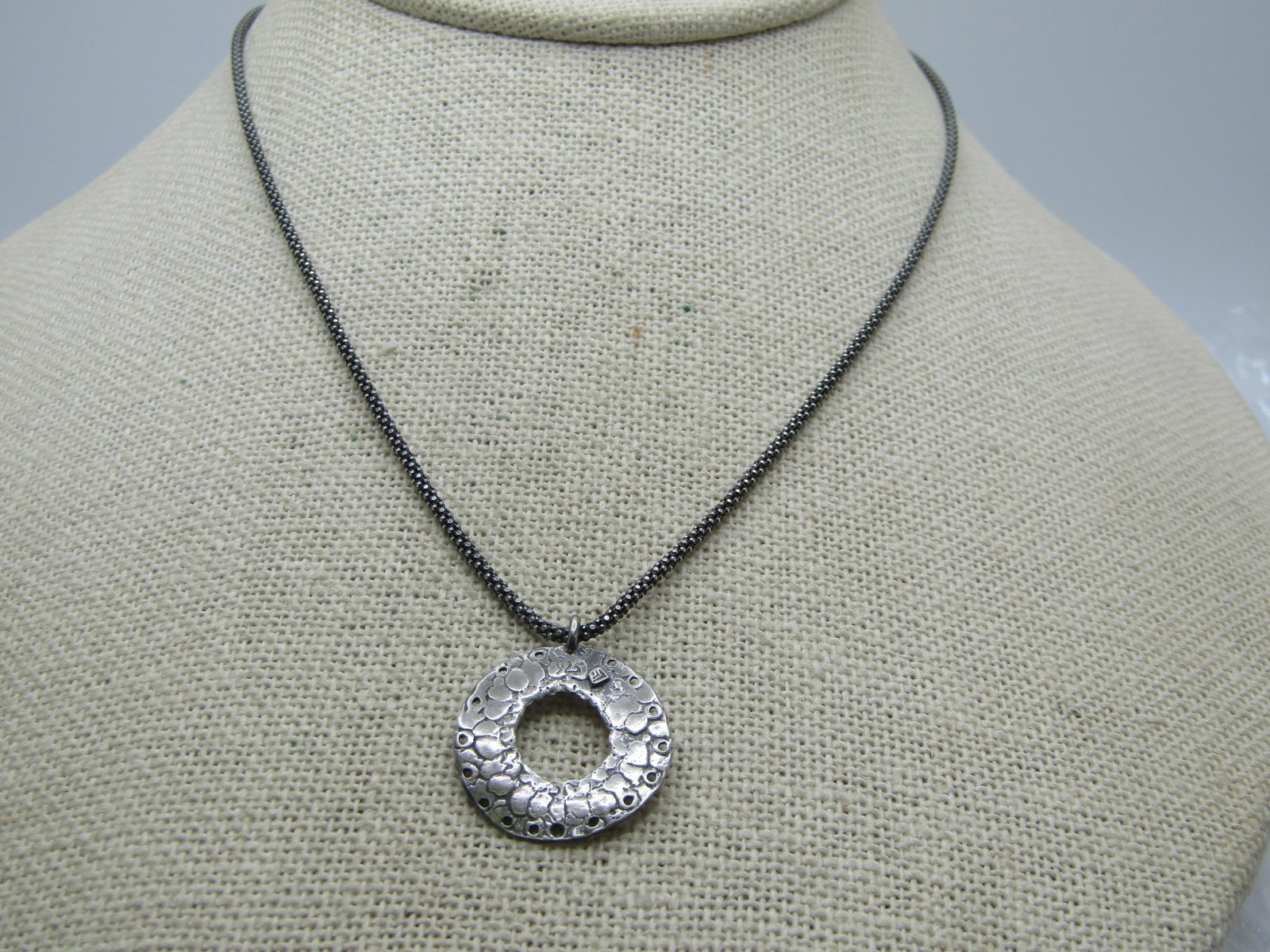 Vintage Sterling Silpada Hammered Necklace, 17" (1 of 6)