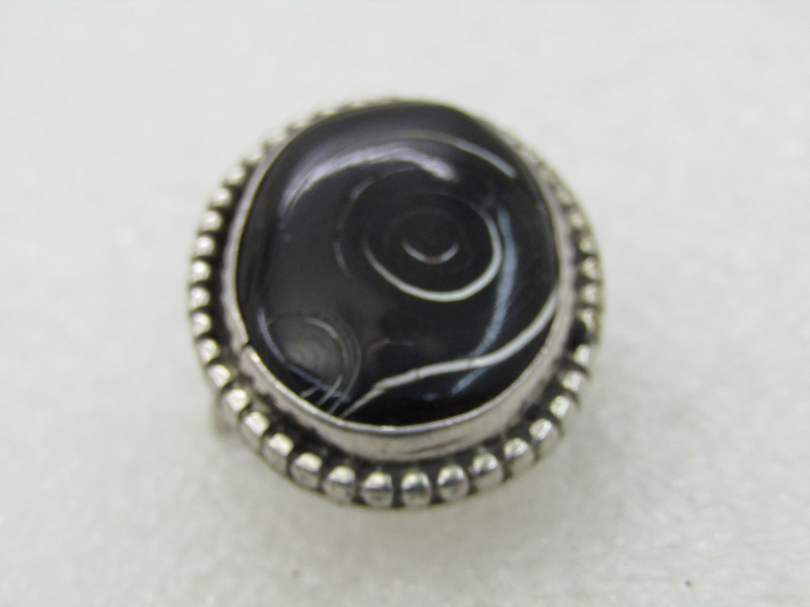 Southwestern Sterling Silver Black Ring, Sz. 7, 7.15 gr. - 6