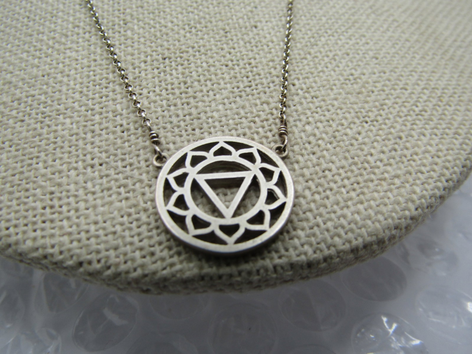 Vintage Sterling Triangular Scrolled Necklace, 18" - 3