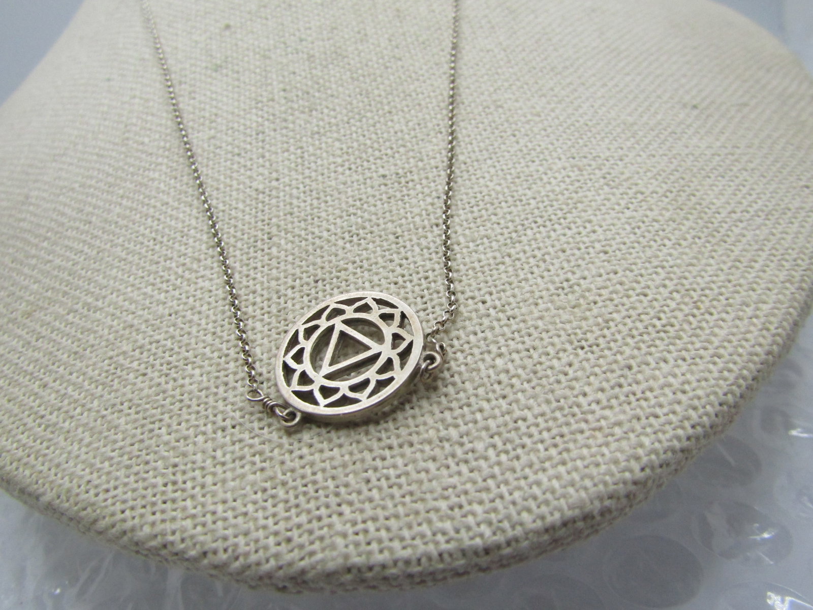 Vintage Sterling Triangular Scrolled Necklace, 18" - 5