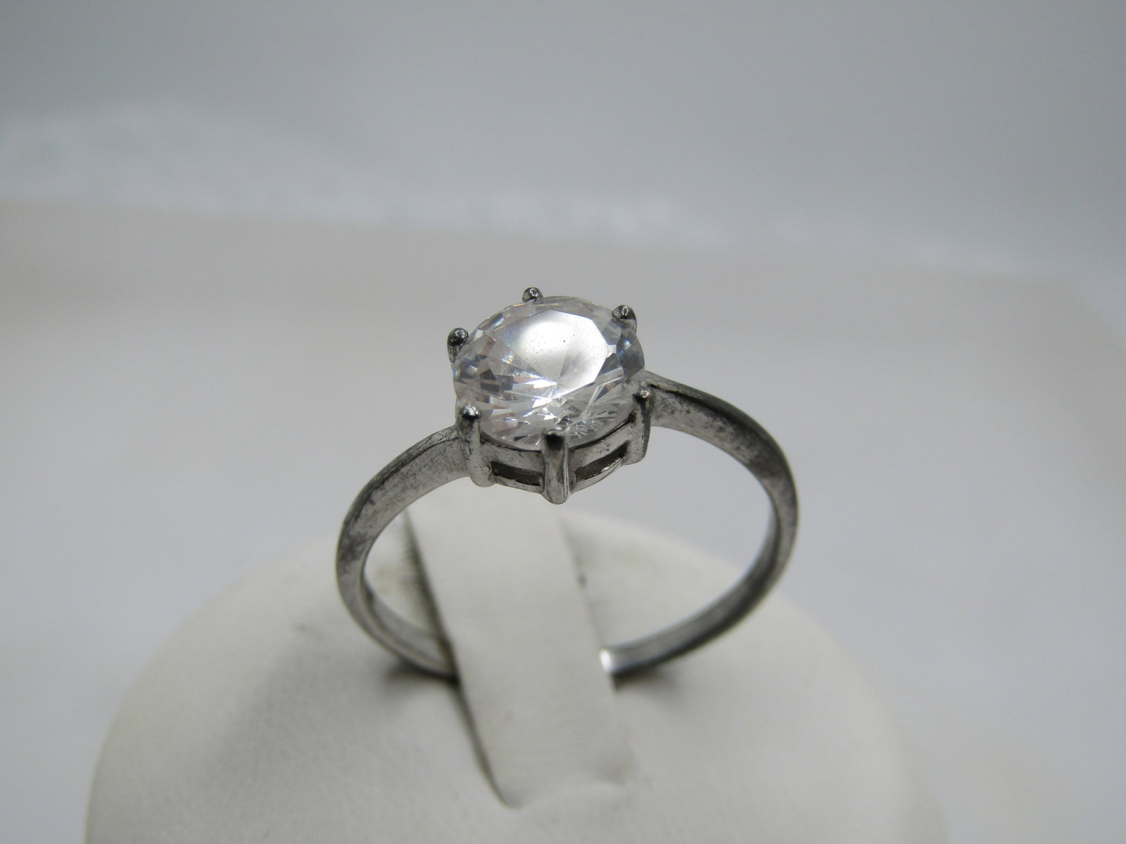 Vintage Sterling Clear CZ Ring, Sz. 8, Engagement. .80 ctw - 3