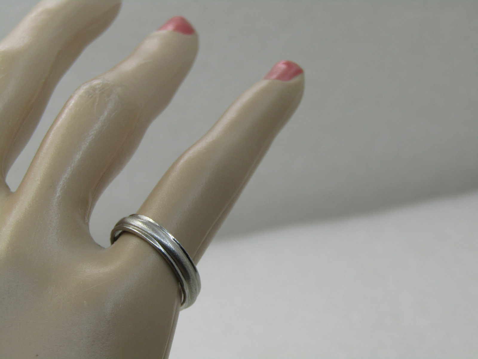Vintage Sterling Silver Wedding Band, 3.5mm Sz. 6, Textured Domed Center - 5