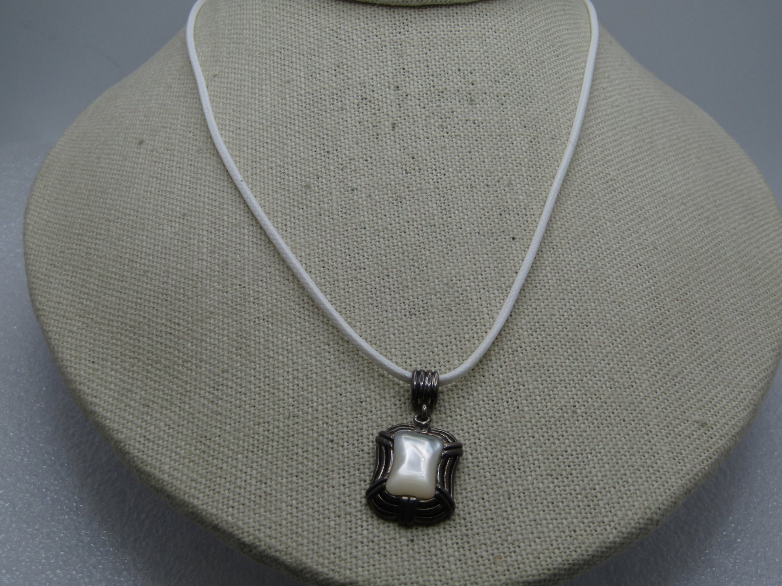 Vintage Sterling Mother of Pearl Necklace, 19" , 1990's - 3