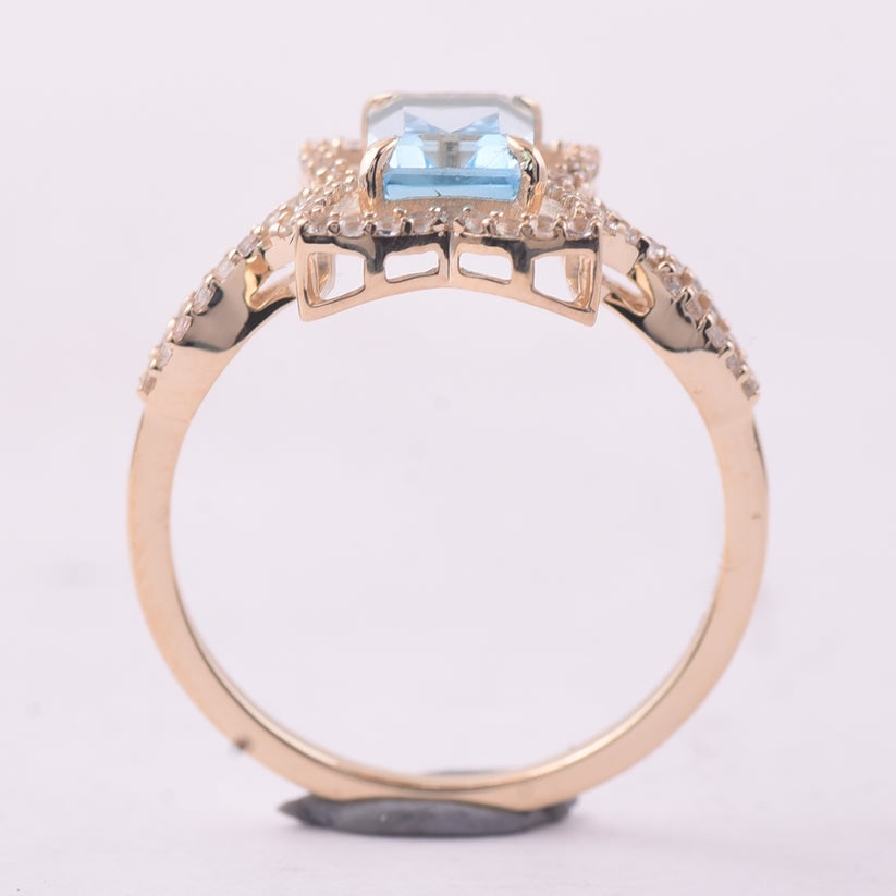 1.67 Ct Octagon Blue Topaz 9K Gold Ring - 4