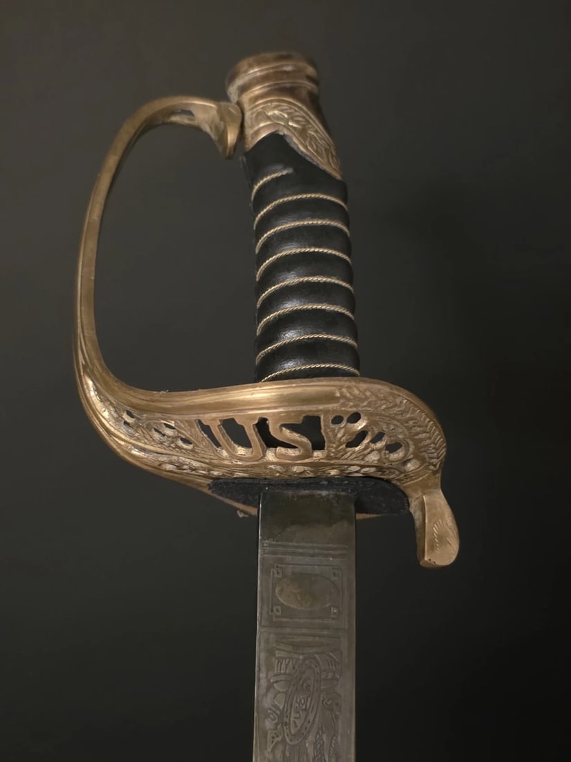 1850 Style Civil War Union Sword US: 38" Long with handle...with scabbard 42" 4" leather Grip Antique-Style 1850 Union Officers Sword - Aged Brass & Leather Reproduction with Steel Scabbard This new reproduction faithfully captures the