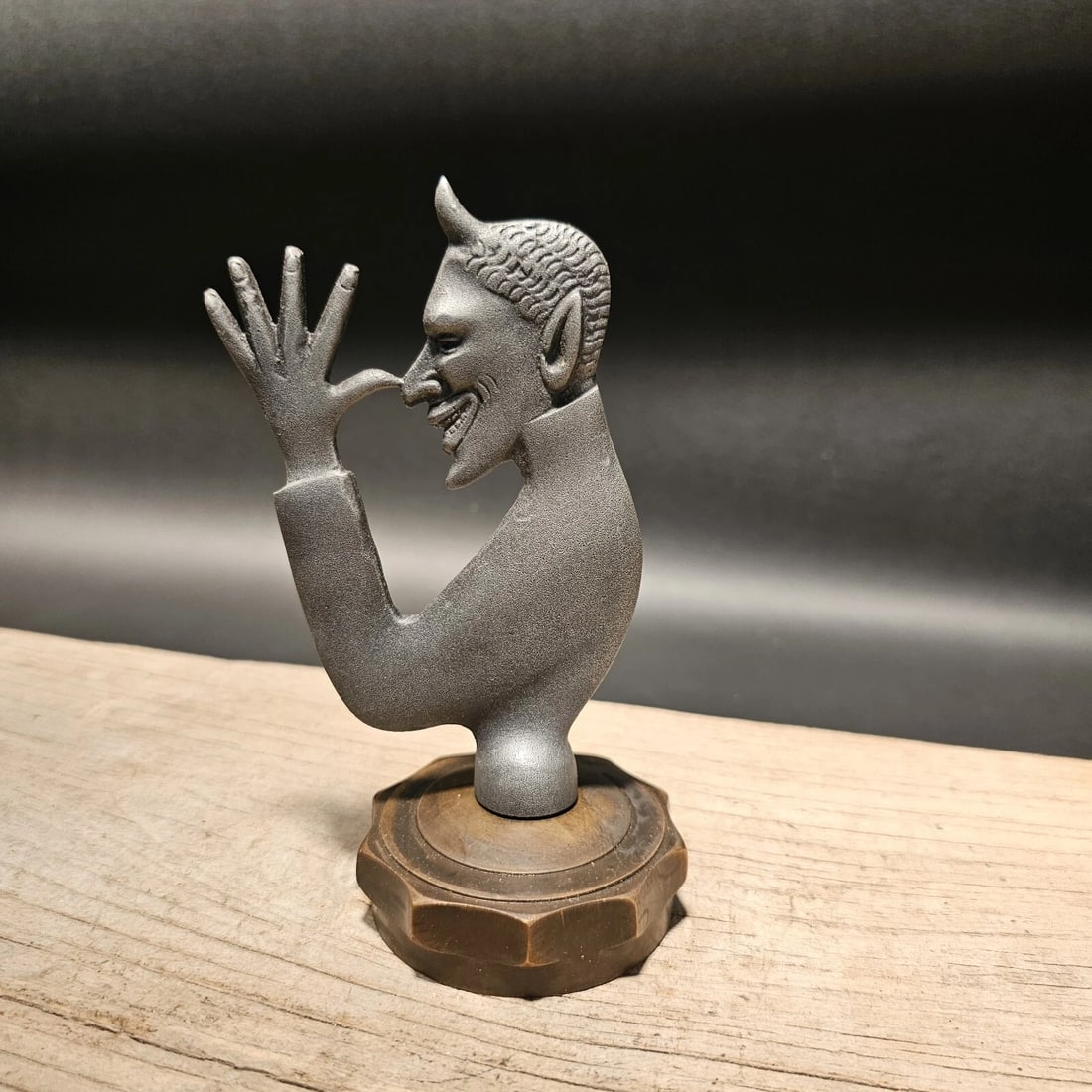 Iron Brass Devil Radiator Cap (1 of 10)