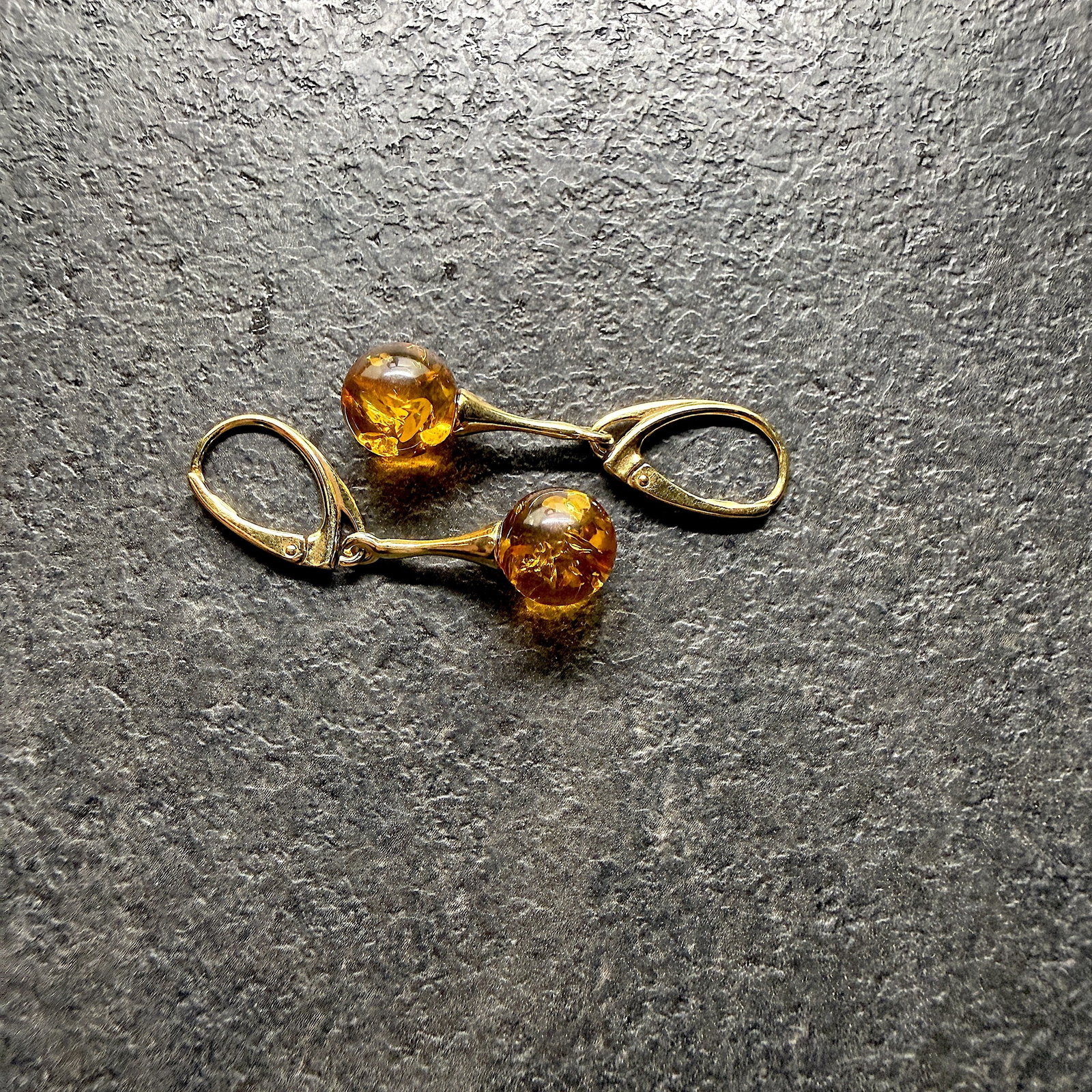 Remarkable Vintage Amber Earrings - 4