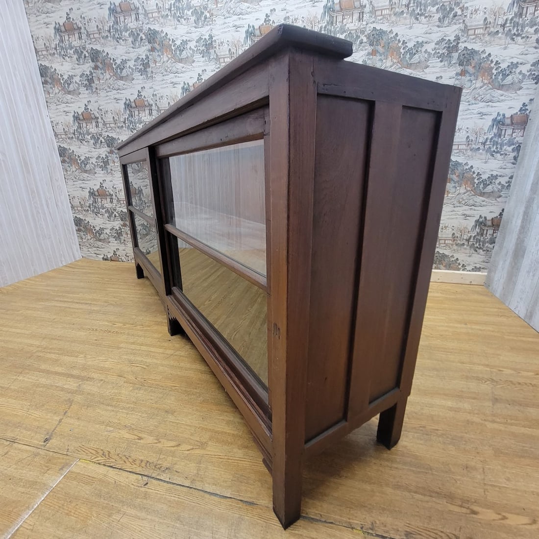 Vintage Teakwood Low Bookcase / Display Cabinet with Sliding Glass Doors - 4