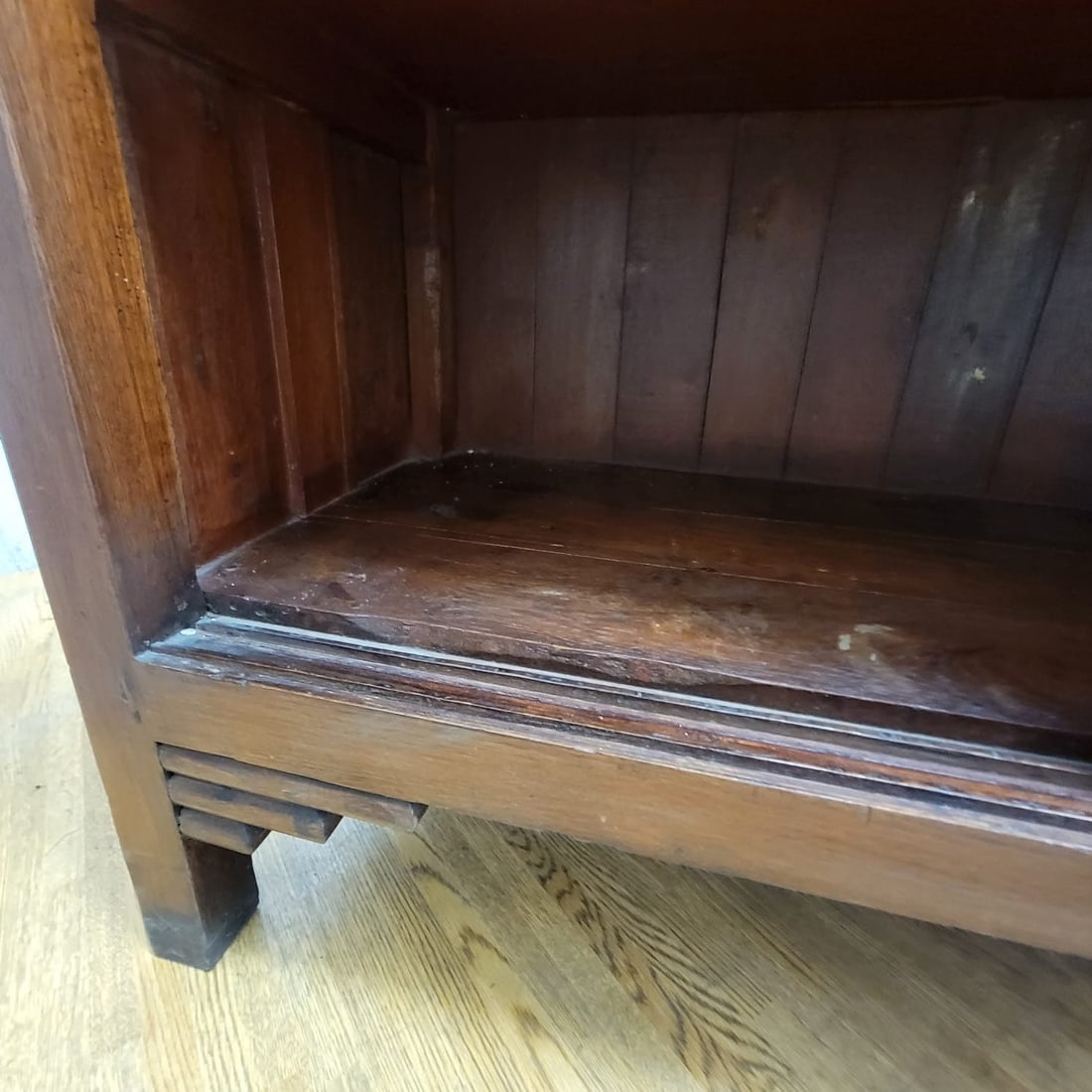 Vintage Teakwood Low Bookcase / Display Cabinet with Sliding Glass Doors - 5