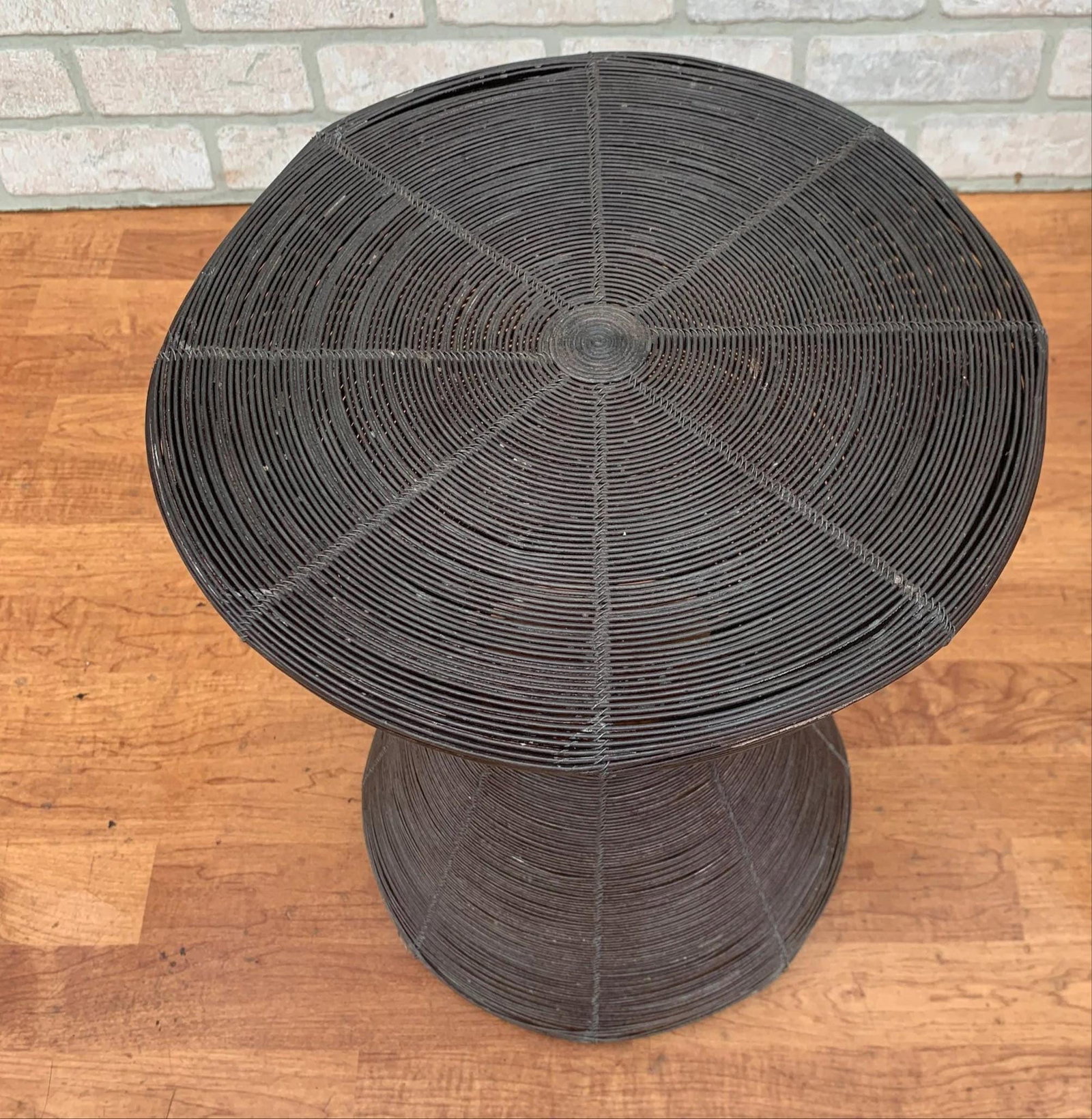 Vintage Iron Wire Hourglass Side Table Indoor/Outdoor - 5