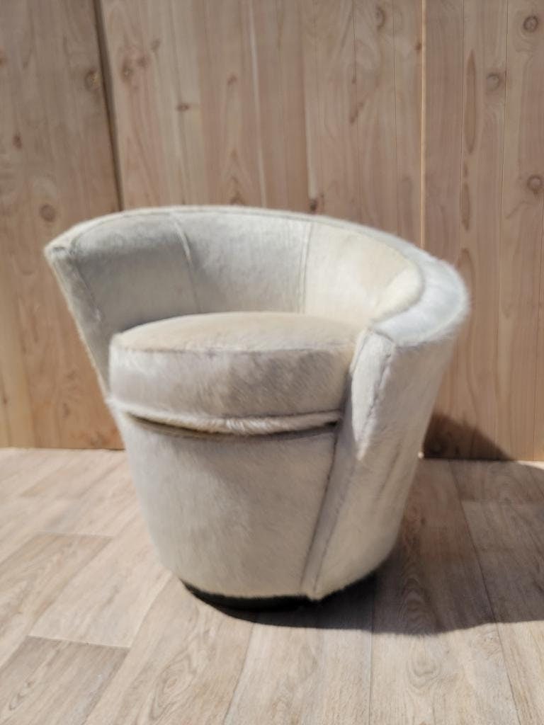 Mid Century Modern Vladimir Kagan Style Asymmetrical Swivel Lounge - 2