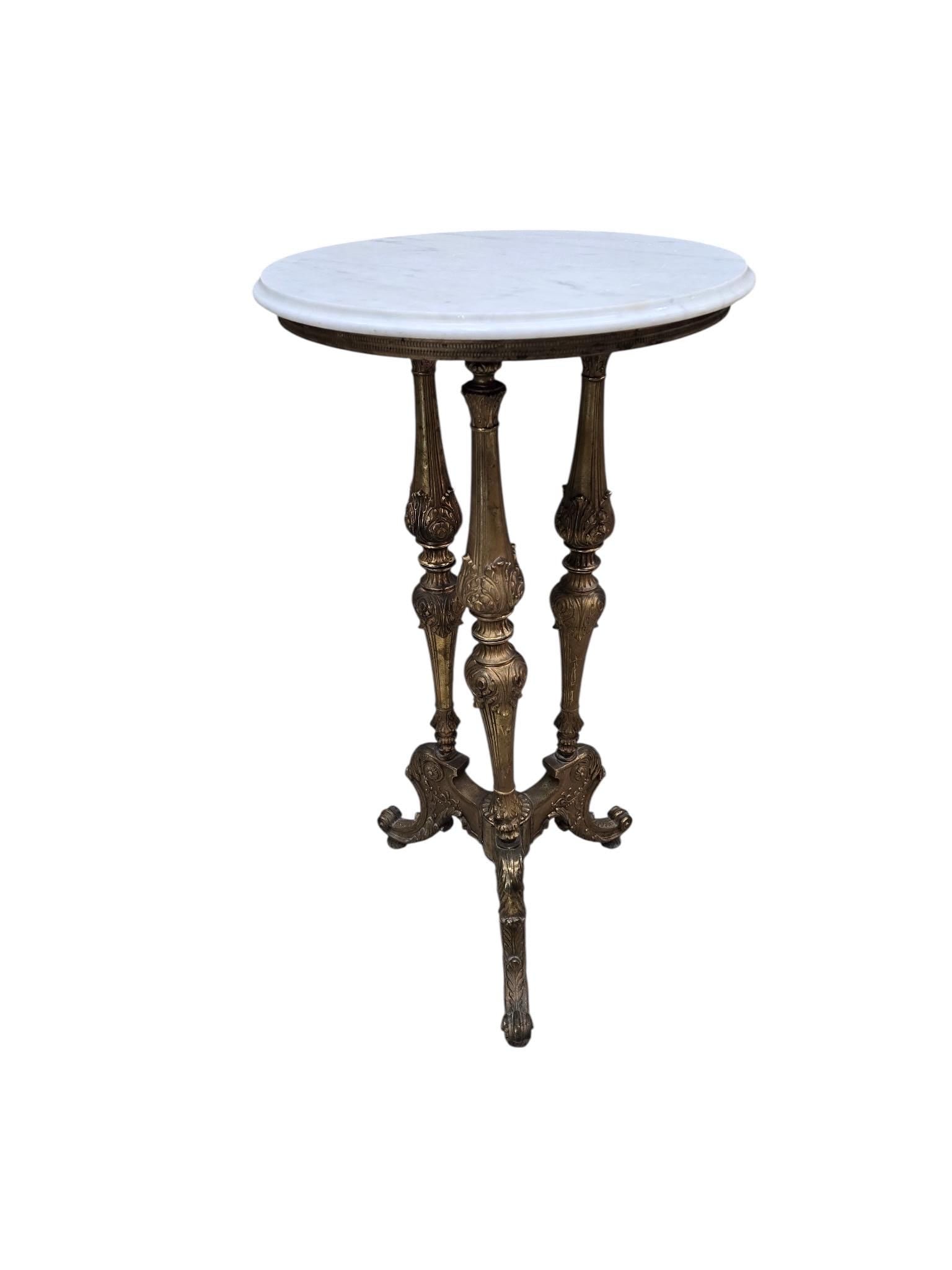 Antique Louis XVI Style Pedestal Side Table - 7