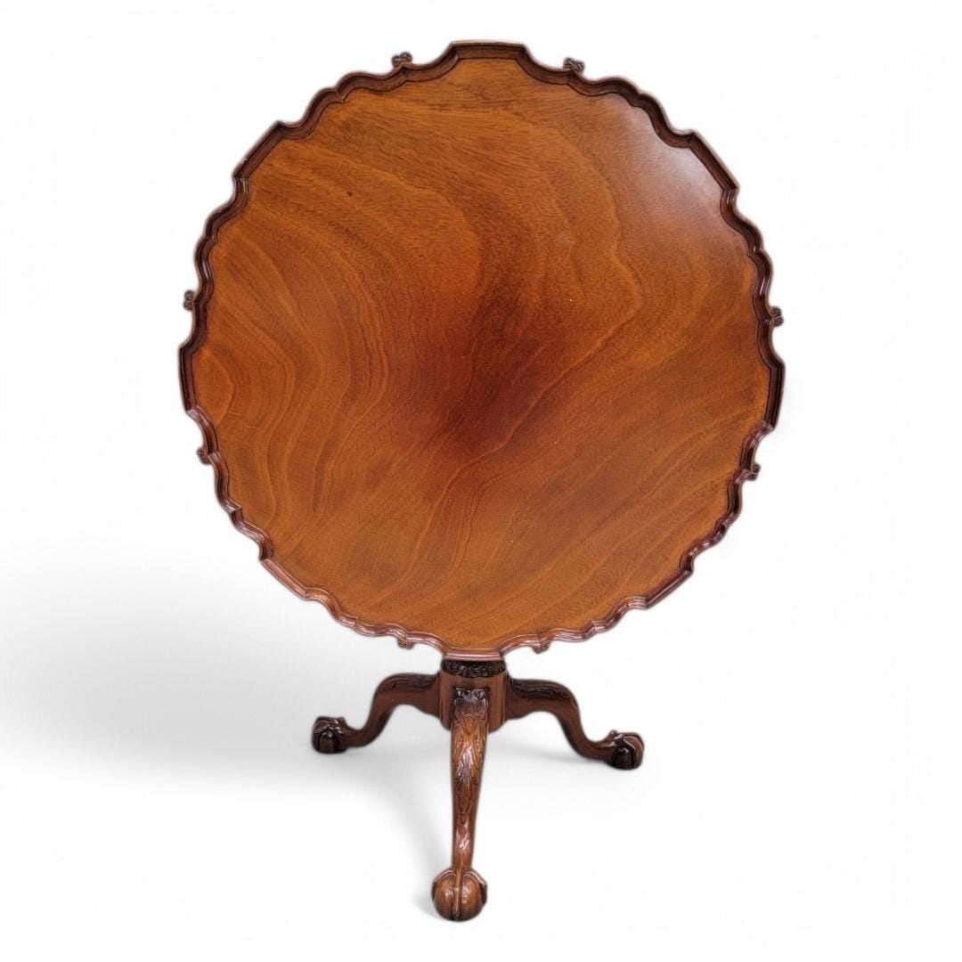 Vintage Chippendale Style Pie Crust Tilt Top Table by Kindel Furniture Co. - 6