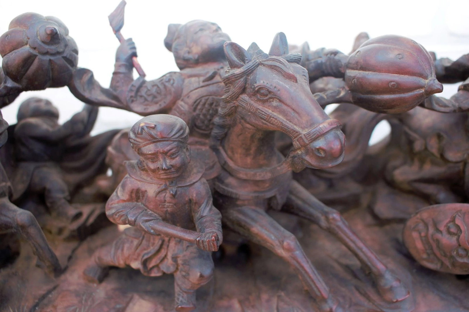 Vintage Carved 2 Piece Statue of Asian Warriors - 7