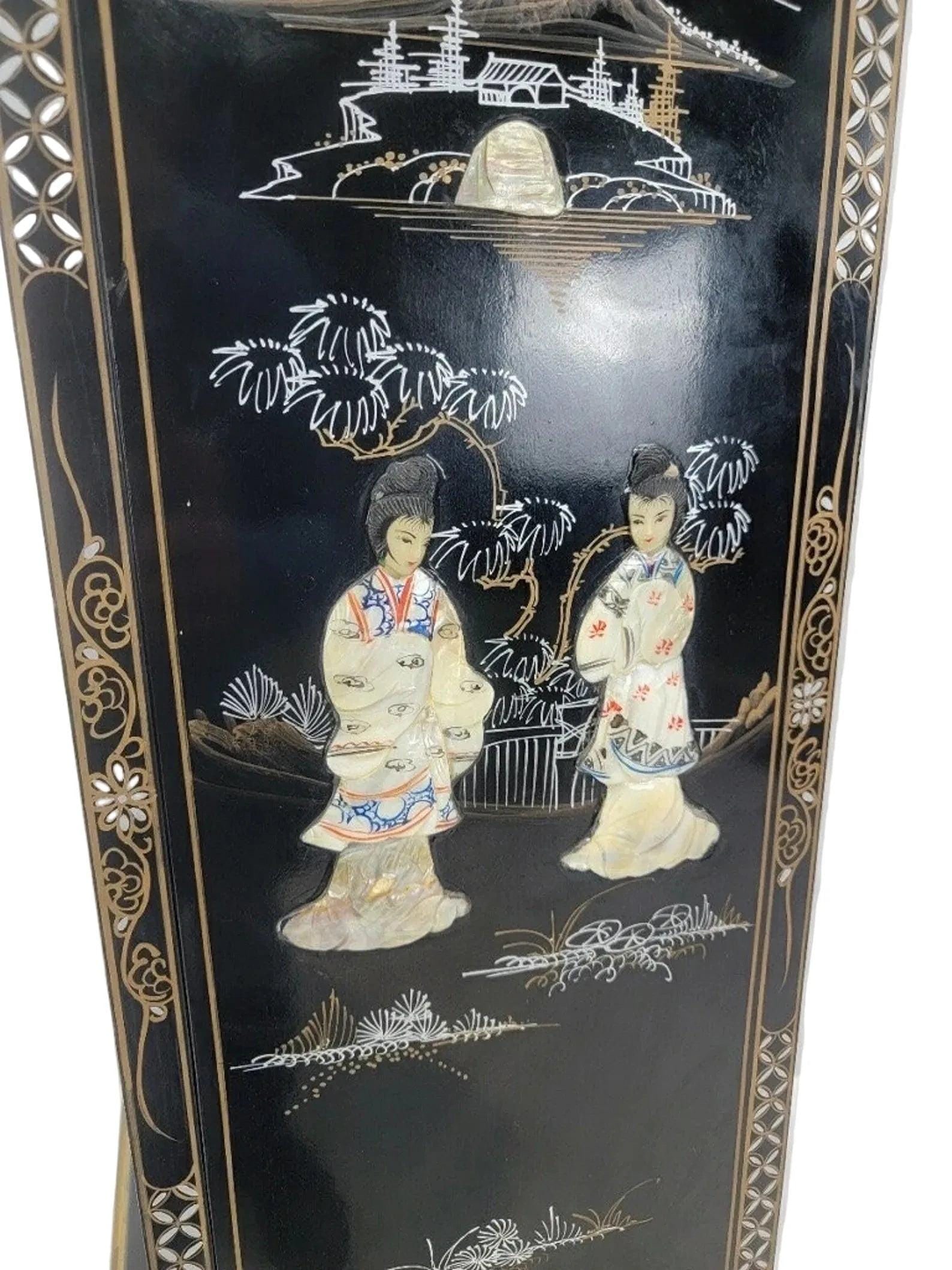 Vintage Wai Hing Clocks Co. Chinoiserie Black Lacquer Hand-Painted Mother of Pearl inlaid German - 6