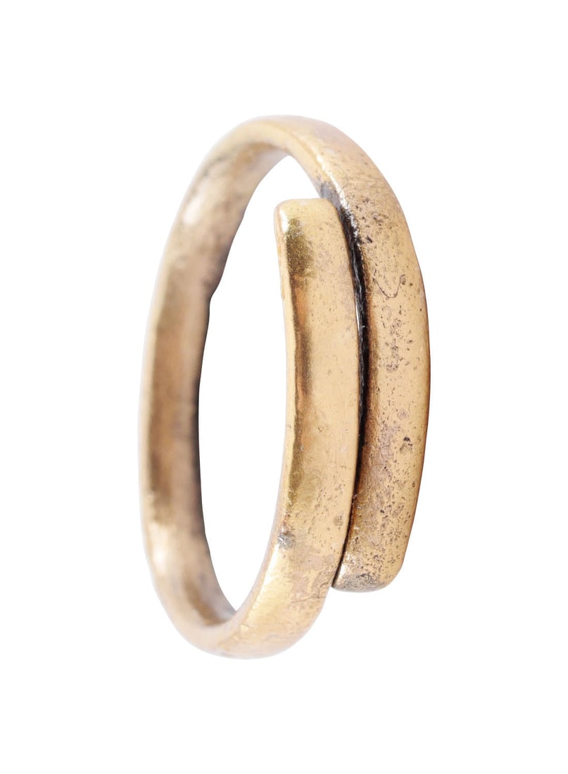 VIKING COIL RING C.850-1050 AD, SIZE 8 ? (1 of 5)