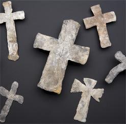 FINE ENGLISH MORTUARY CROSS, 14th CENTURY - 3