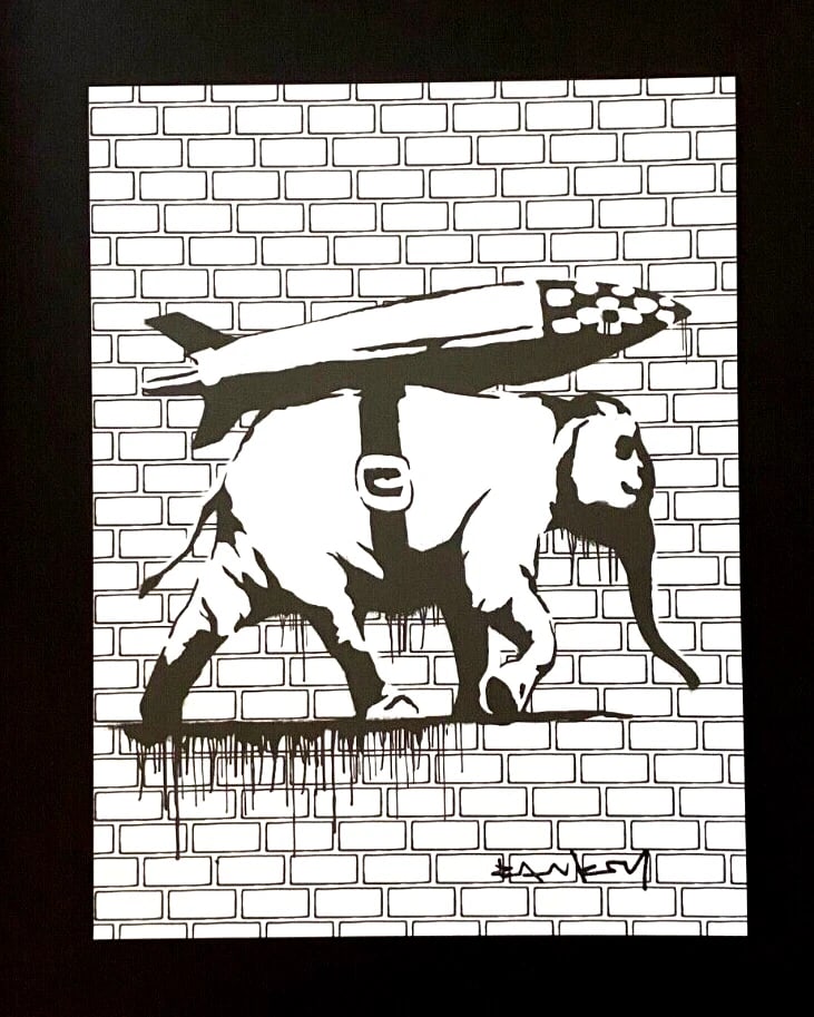 BANKSY + SIGNED GRAFFITI PRINT " ELEPHANT & MISSILE " + NEW FRAME + BUY IT NOW! - 2